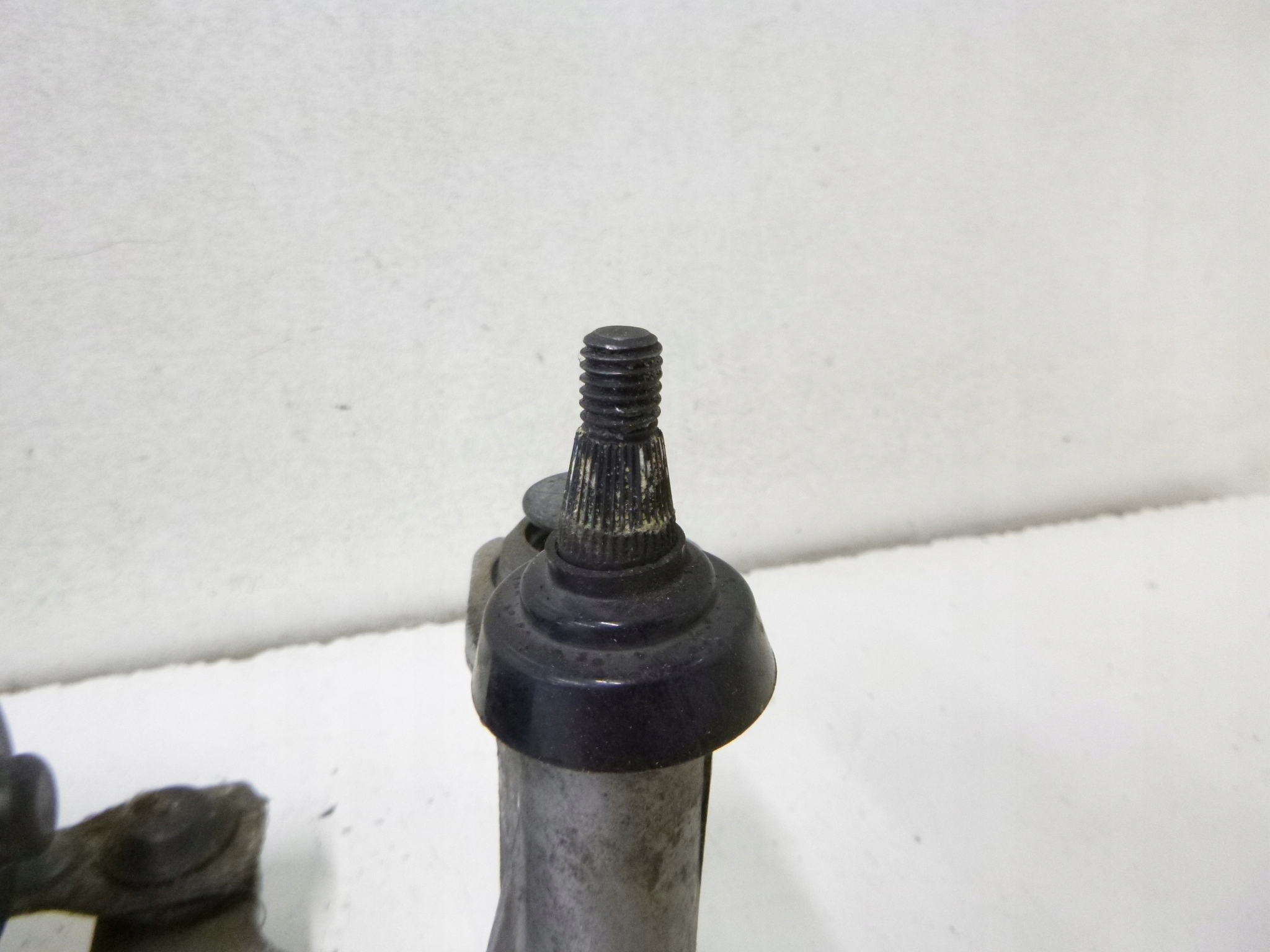 wiper mechanism front VW PASSAT B6 3C1955023E