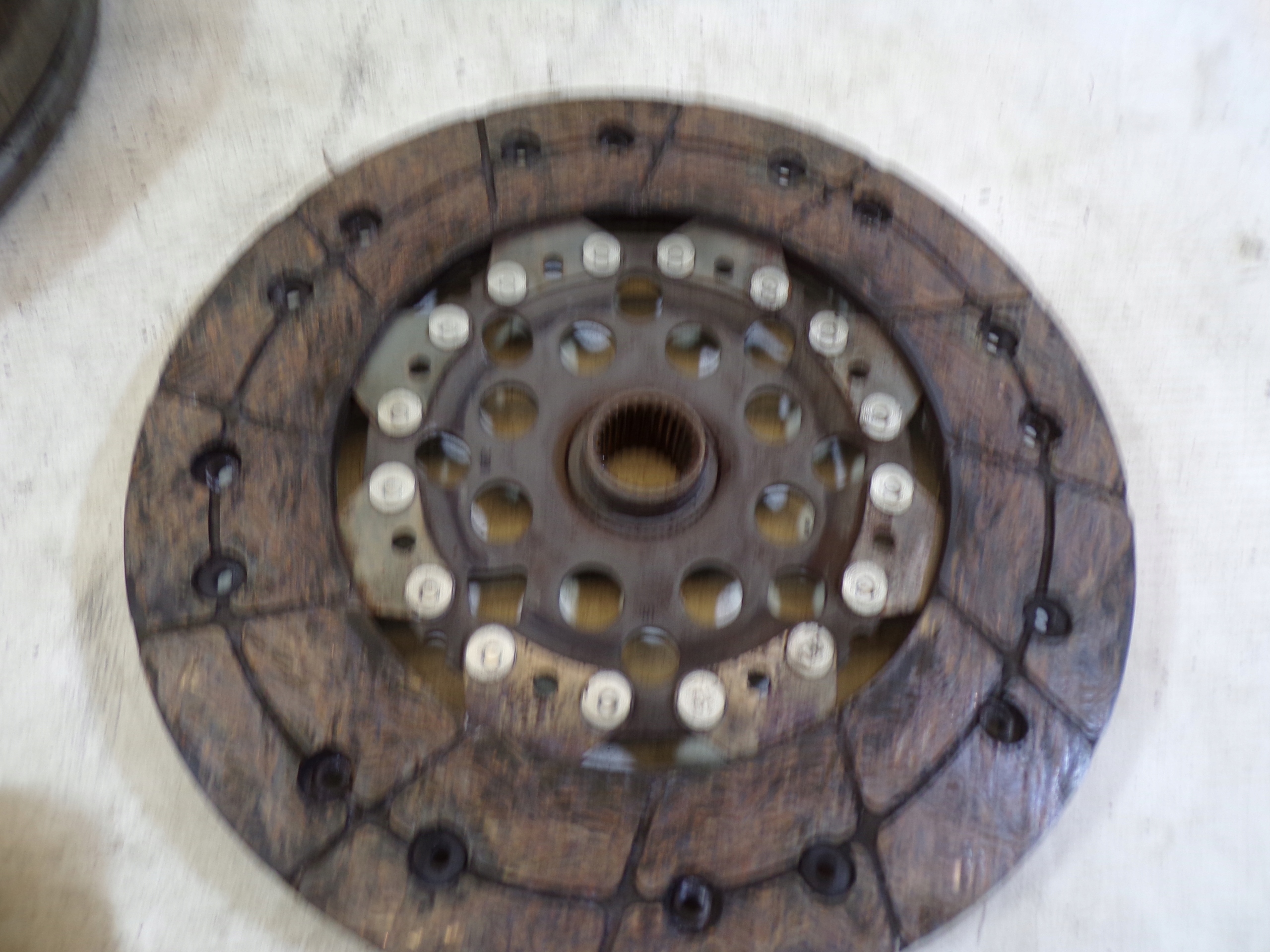 clutch wheel flywheel DWUMASA 2.5 TDI engine AJT 88KM B02103