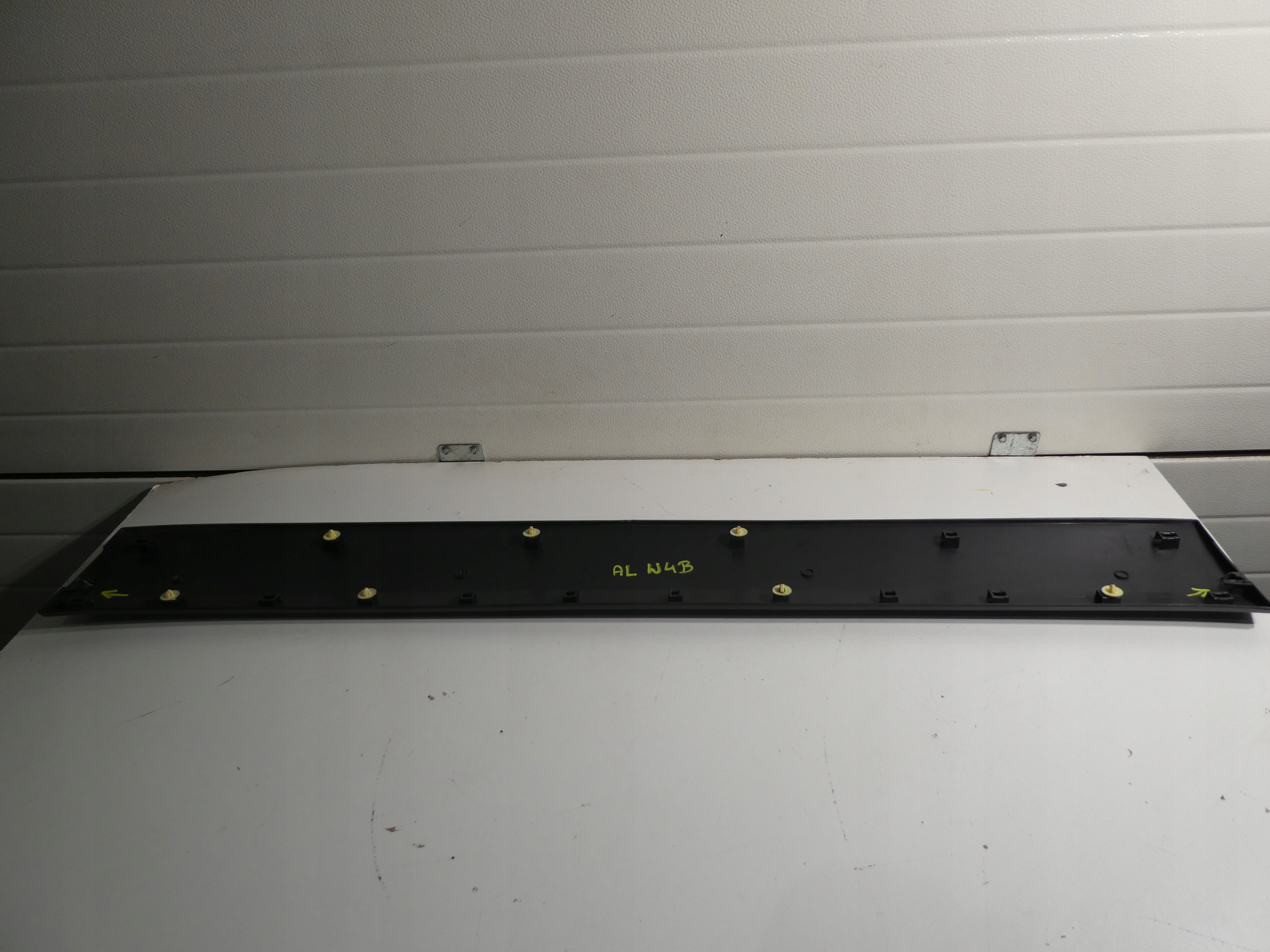 moulding side L A9066900800 MERCEDES SPRINTER 906