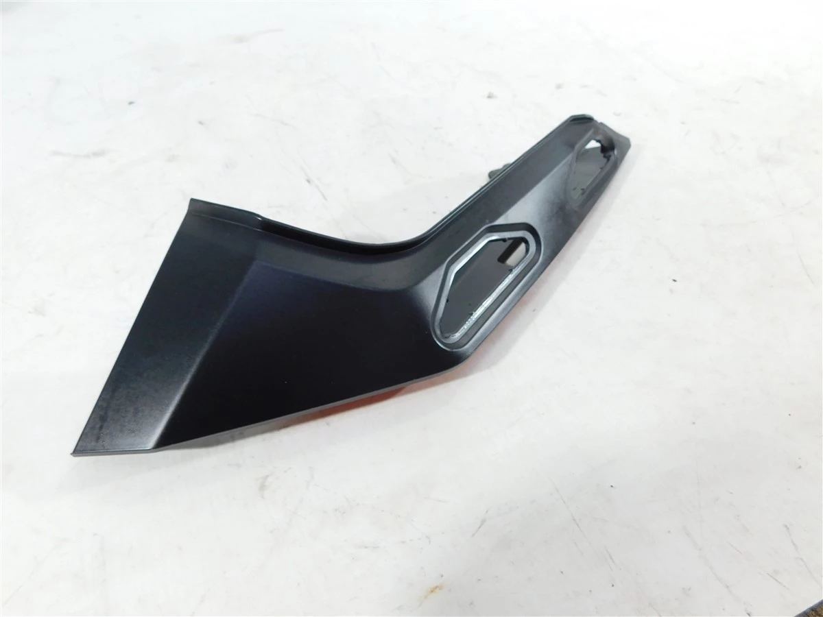 Chvost Zadná Časť Ľavá Ktm 1290 Duke Gt 19-24 U-11 61408042000