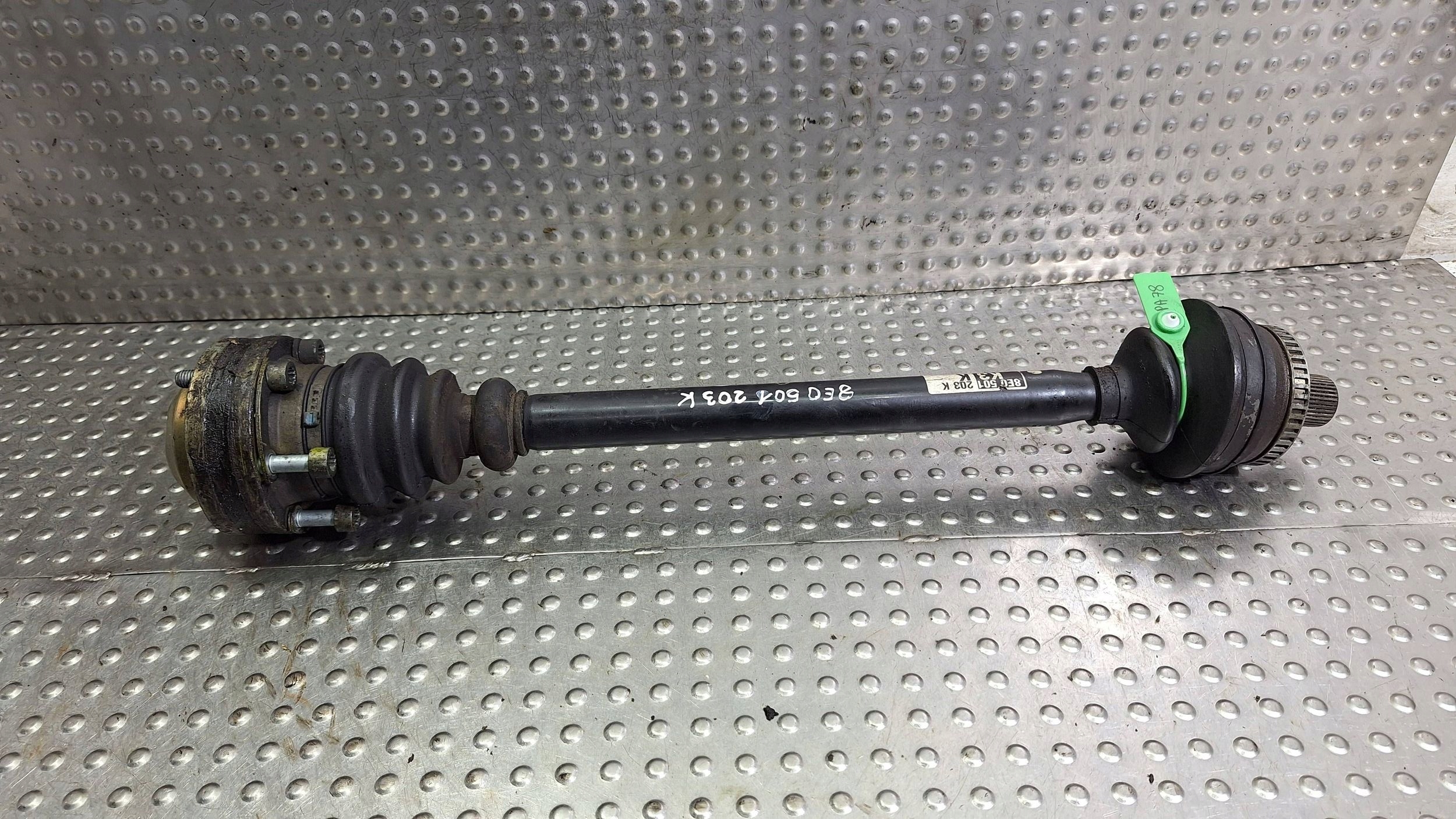 semi-axis left right rear part 8E0501203K AUDI A4 B6 B7 3.0 TDI