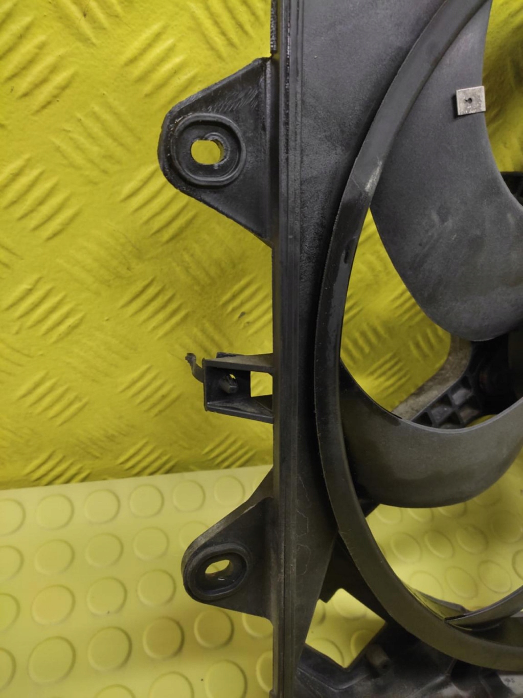 OPEL CORSA D 1.3 CDTI ventilátor chladiče 877600200