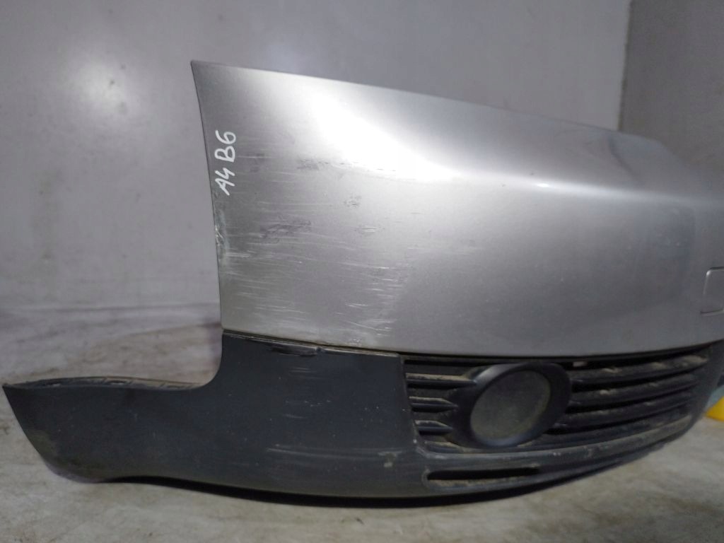 Audi A4 B6 nárazník předek přední