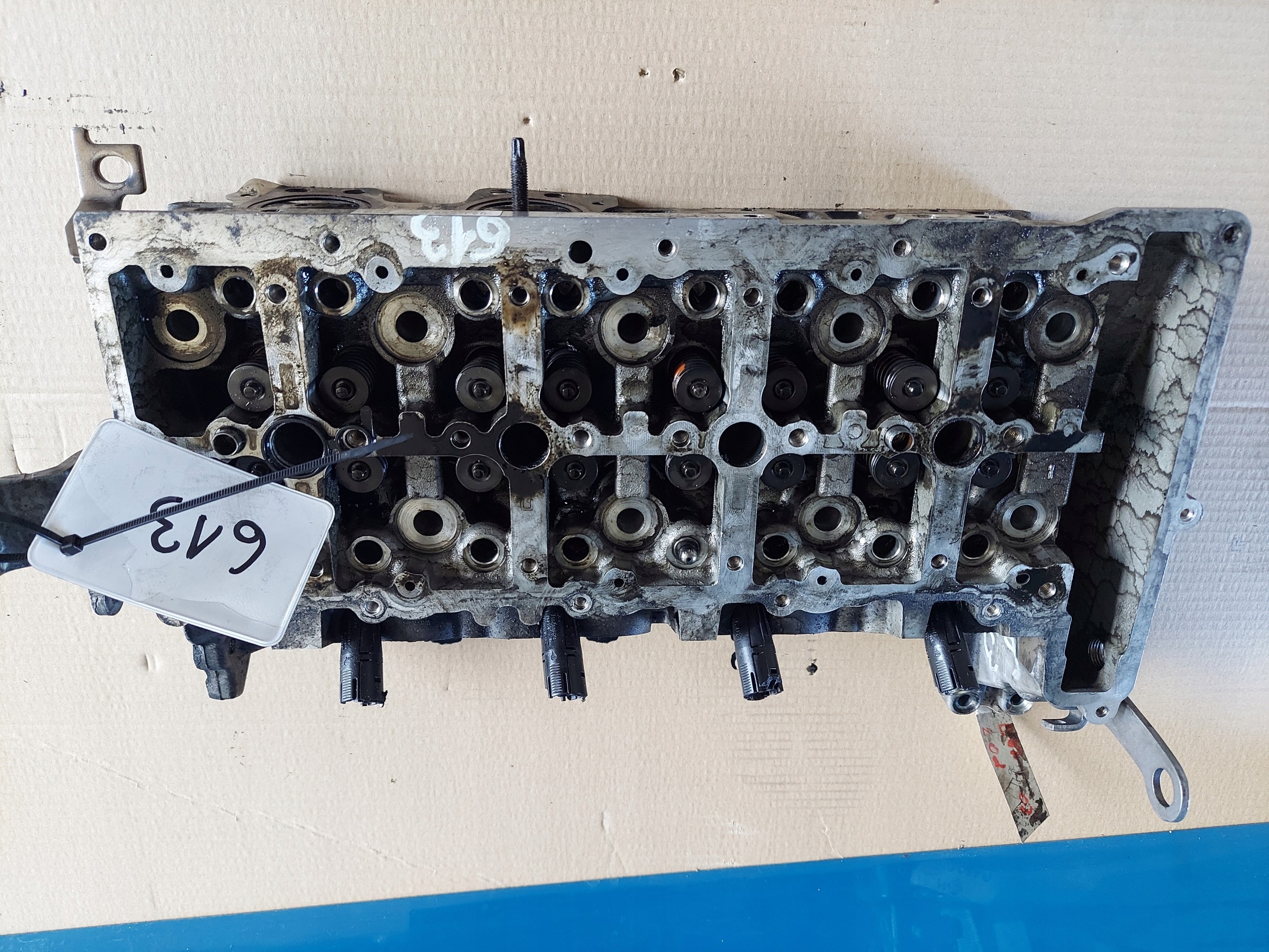 head. BMW E87 N47 2.0 TD 779767606
