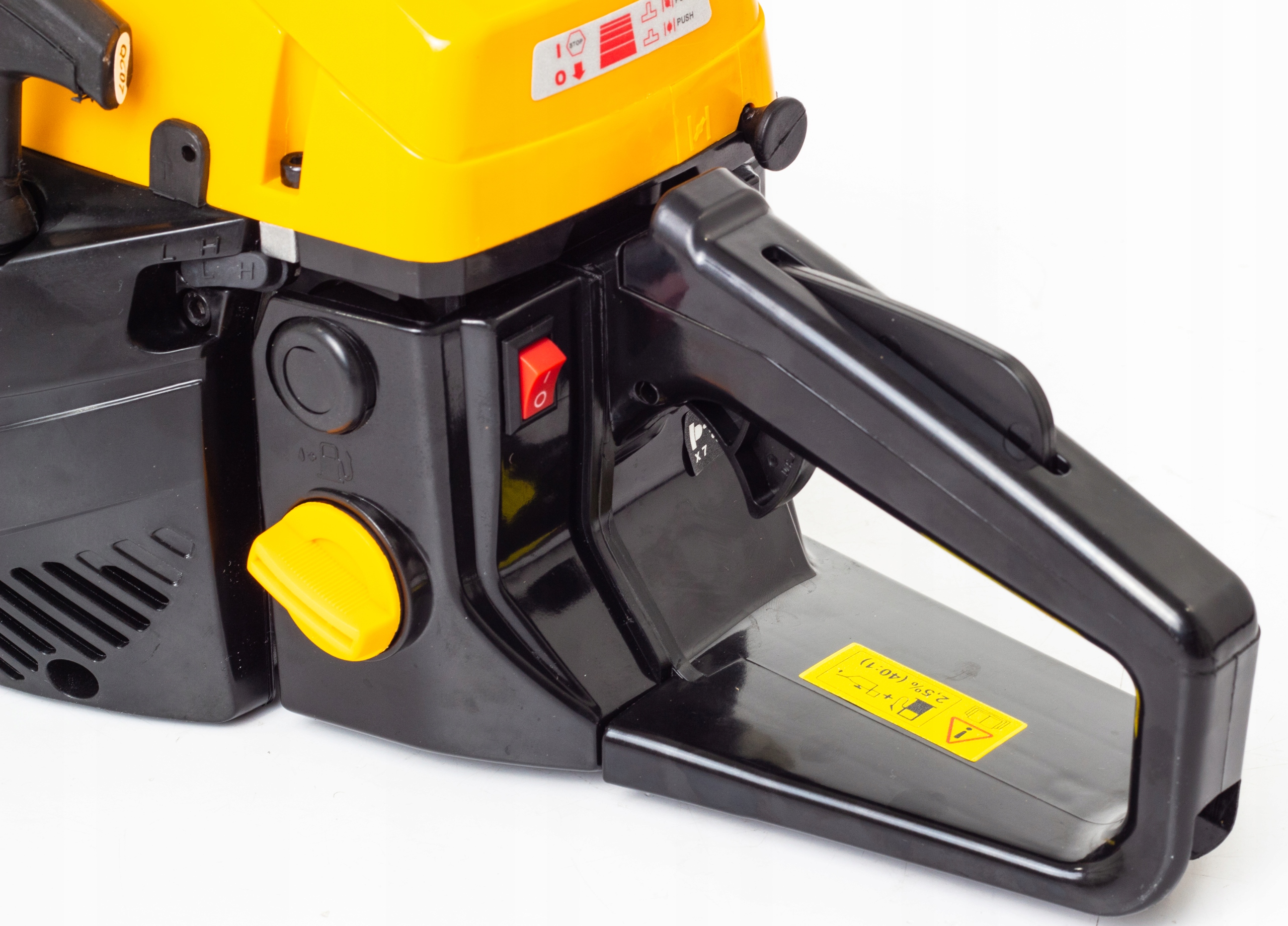 Piła łańcuchowa Spalinowa Riwall MOC 4500 W / 8 KM Maksymalna moc 4500 W