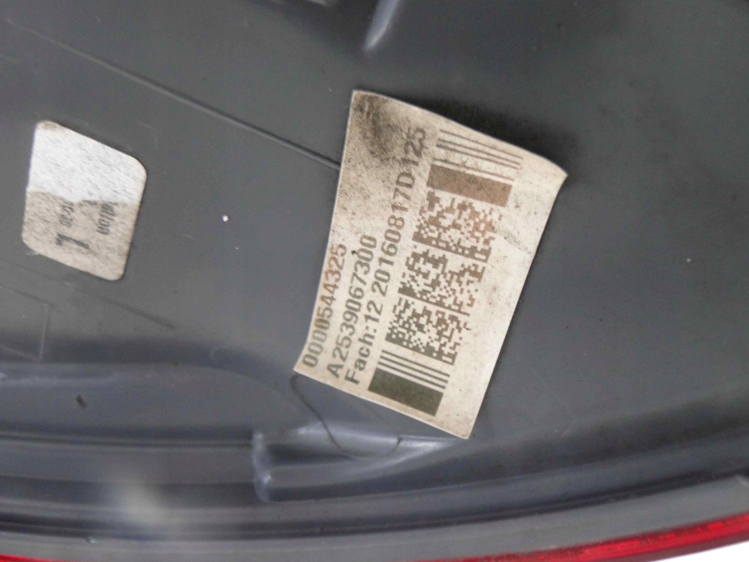 MERCEDES W253 фонарь левый