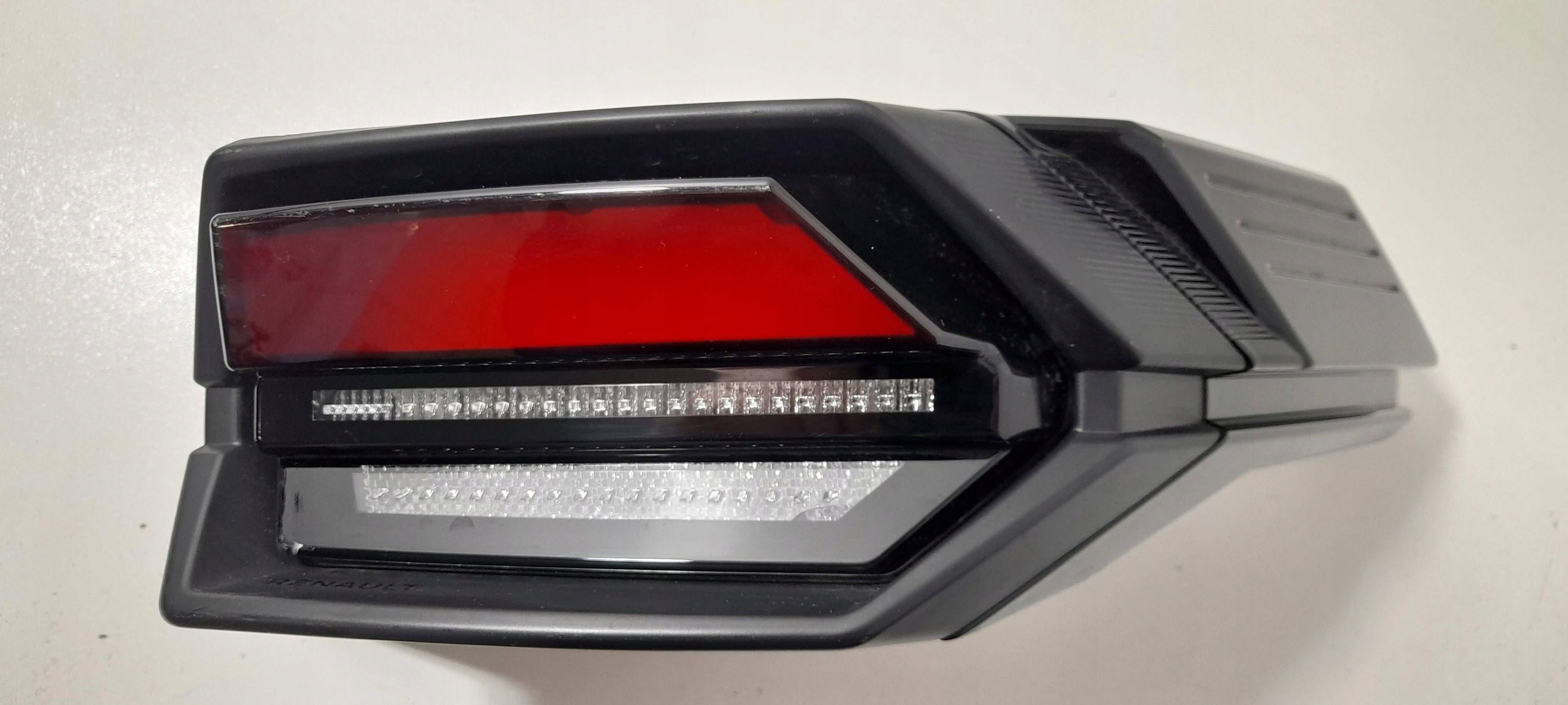 Renault Clio VI light rear right 265505808R (R425)