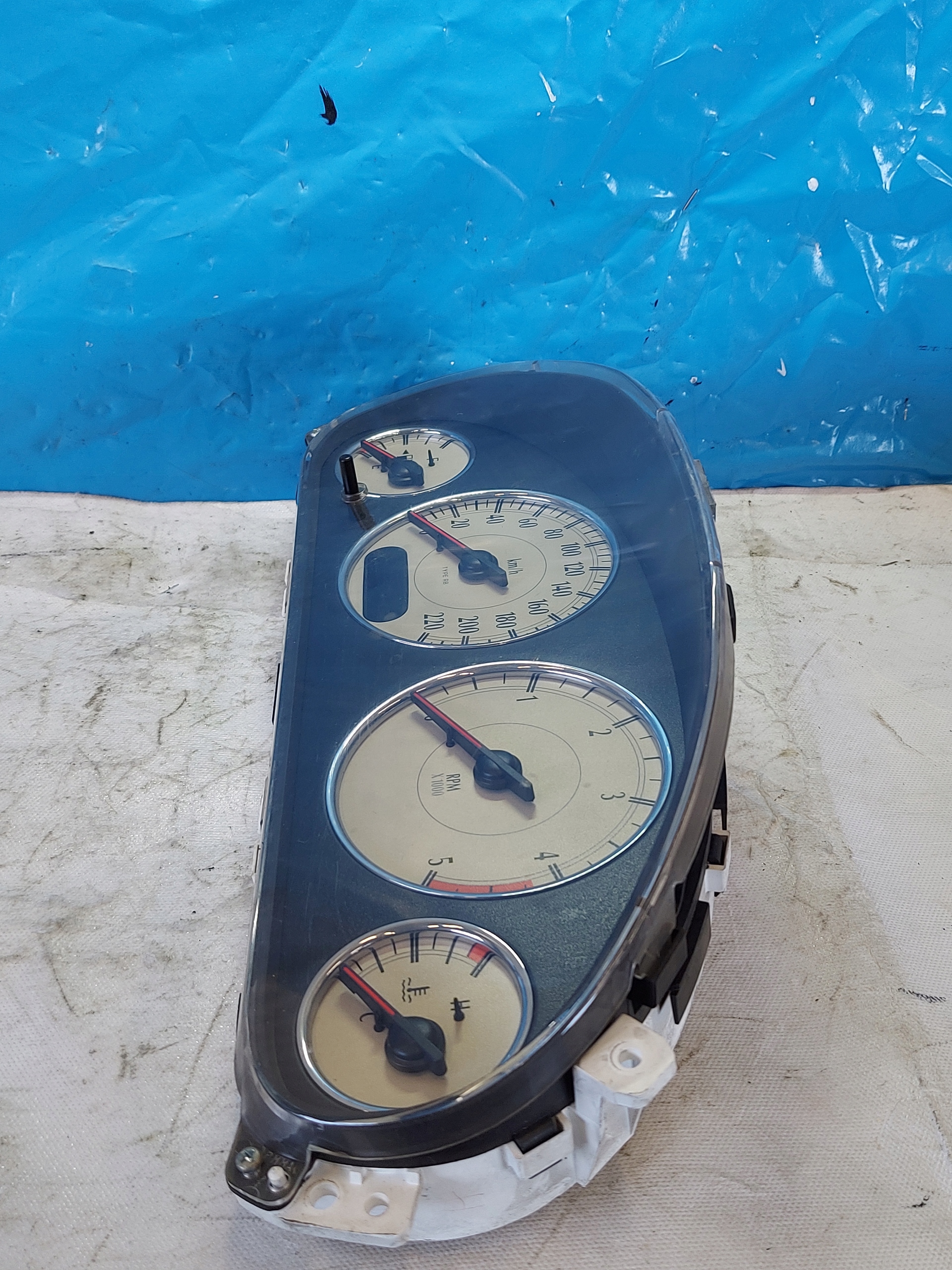 kilometar sat brzinomjer sat VOYAGER 2.5 CRD R409AB