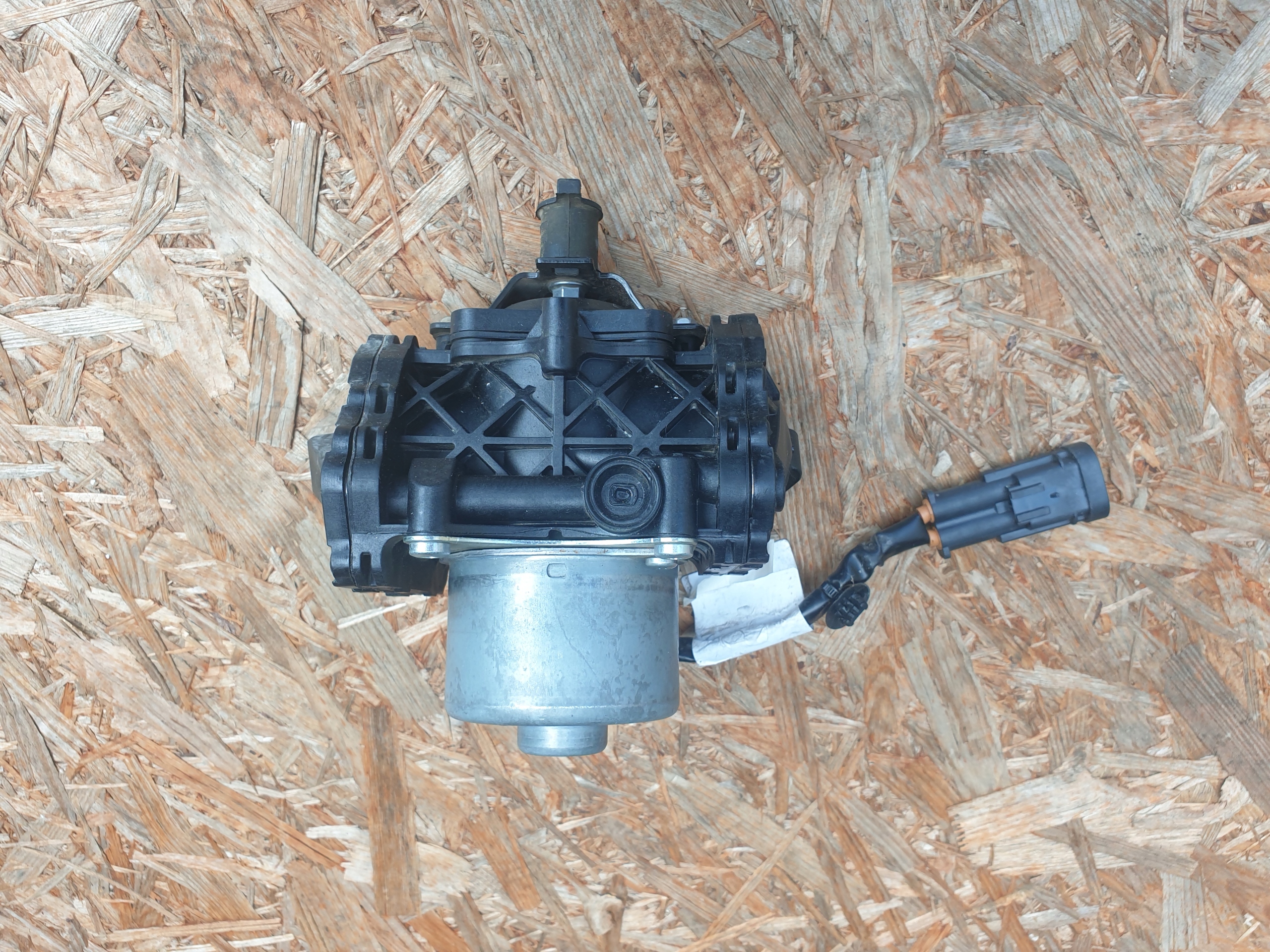 VACUM pump electrical PEUGEOT 208-E 9835028580