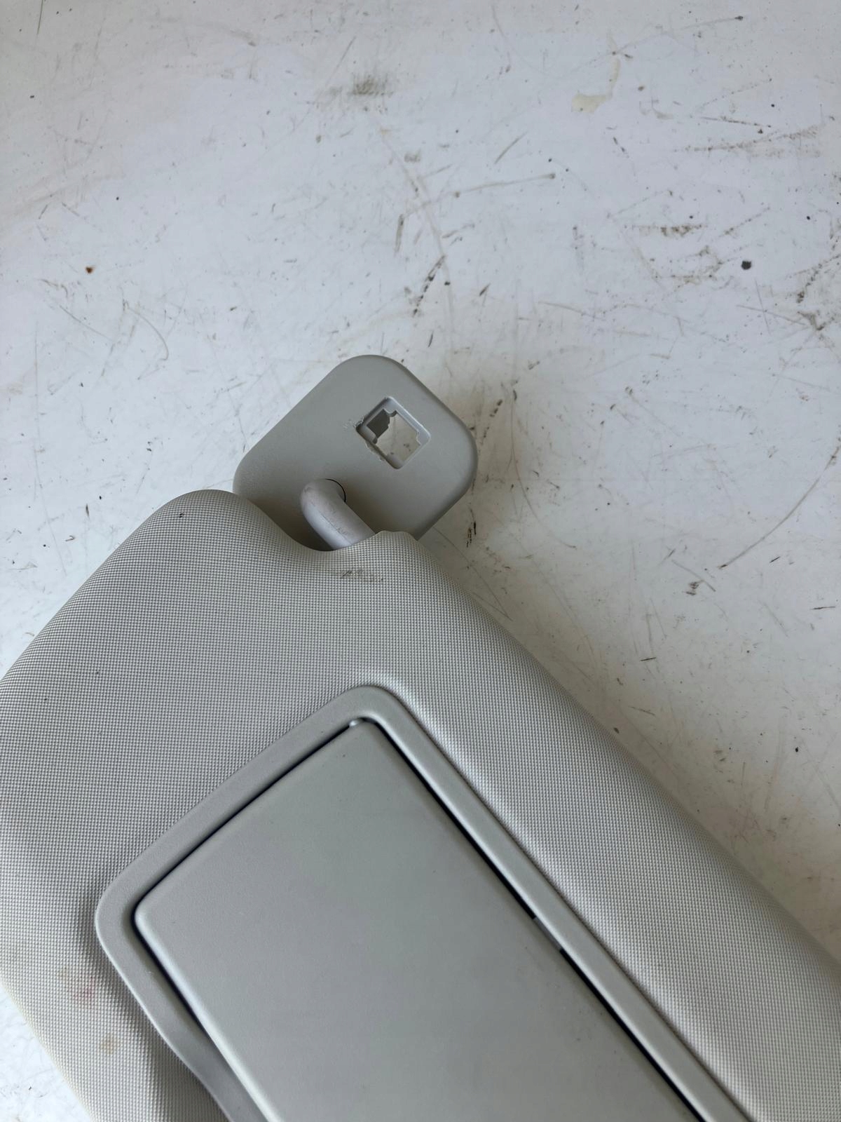 cover PRZECIWSLONECZNA RENAULT CLIO V left