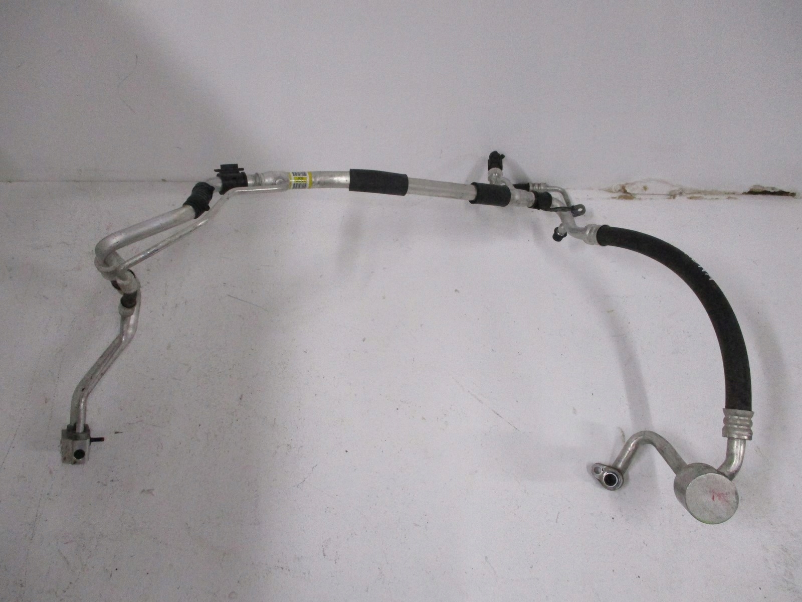 ШЛАНГ КОНДИЦИОНЕРА HYUNDAI KONA