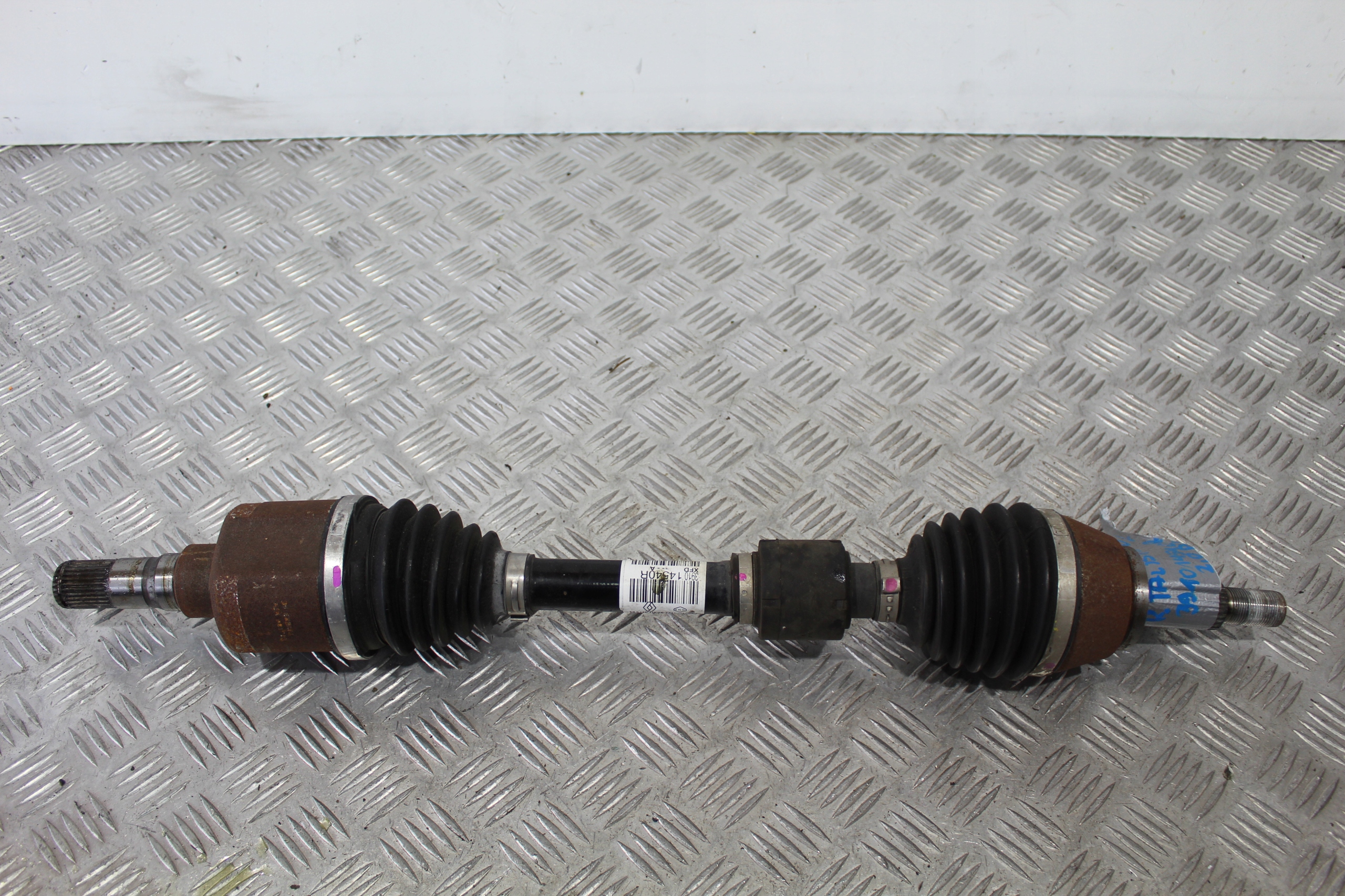 ПОЛУОСЬ ЛЕВЫЙ ПЕРЕДНИЙ TALISMAN 391014540R