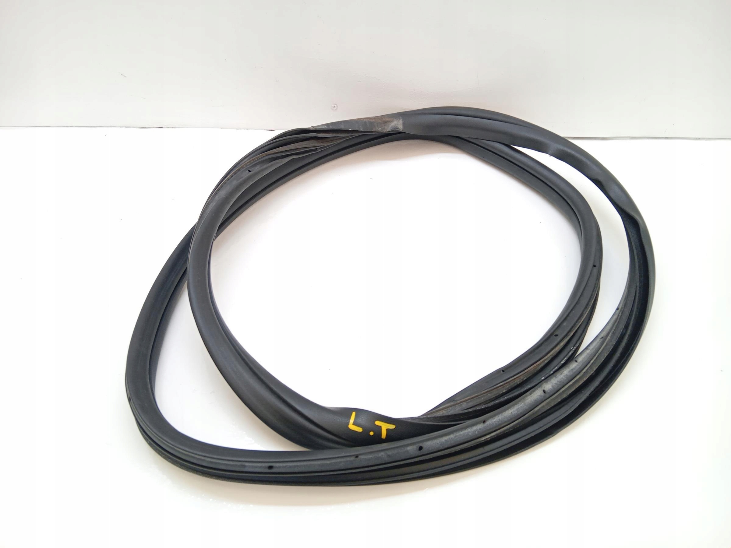 USZCZELKA DRZWI LEWA TYŁ FIAT BRAVO II