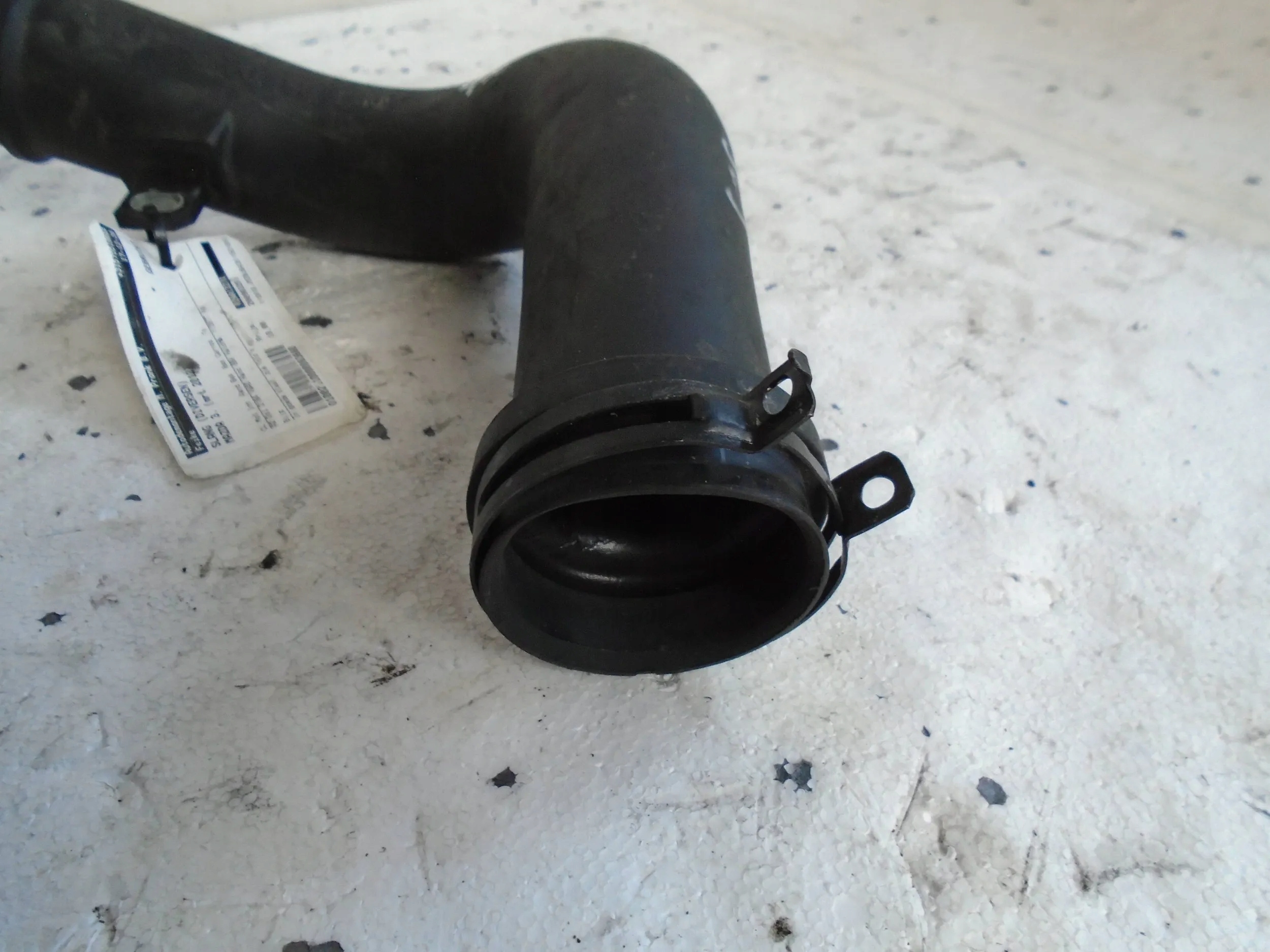 pipe wiring air R2AA13231 Mazda 6 2.2D