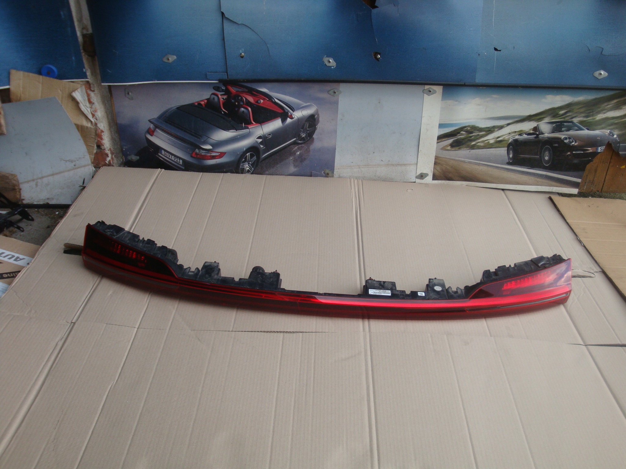 AUDI Q8 Е-ТРОН ФАРА ЗАДНЯ LEDke945095b