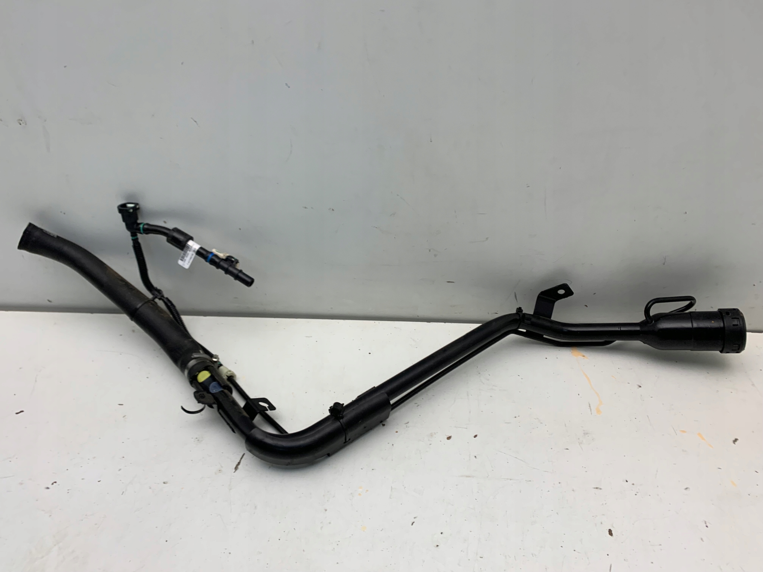 LX68-9034-ED - FORD KUGA MK3 ТРУБА ТОПЛИВНОГО БАКА 2.5 PHEV HYBRID