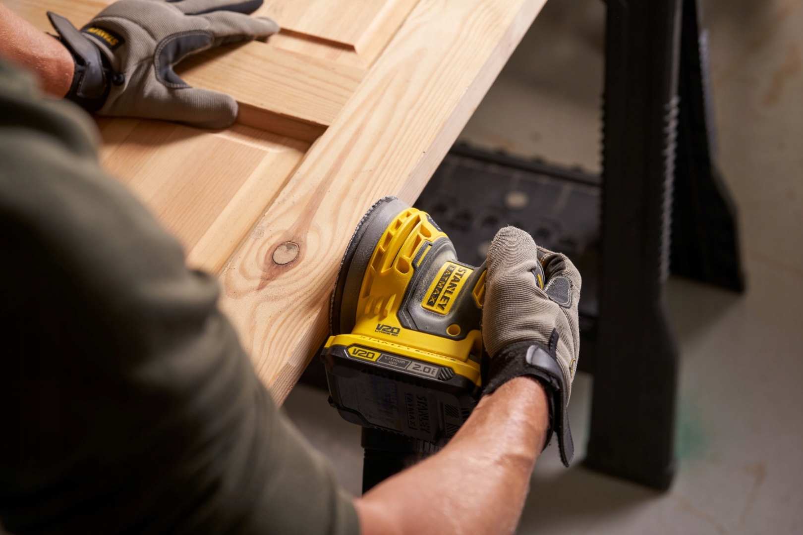 STANLEY AKUMULATOROWA SZLIFIERKA OSCYLACYJNA V20 18V 125 MM Napięcie zasilania 18 V