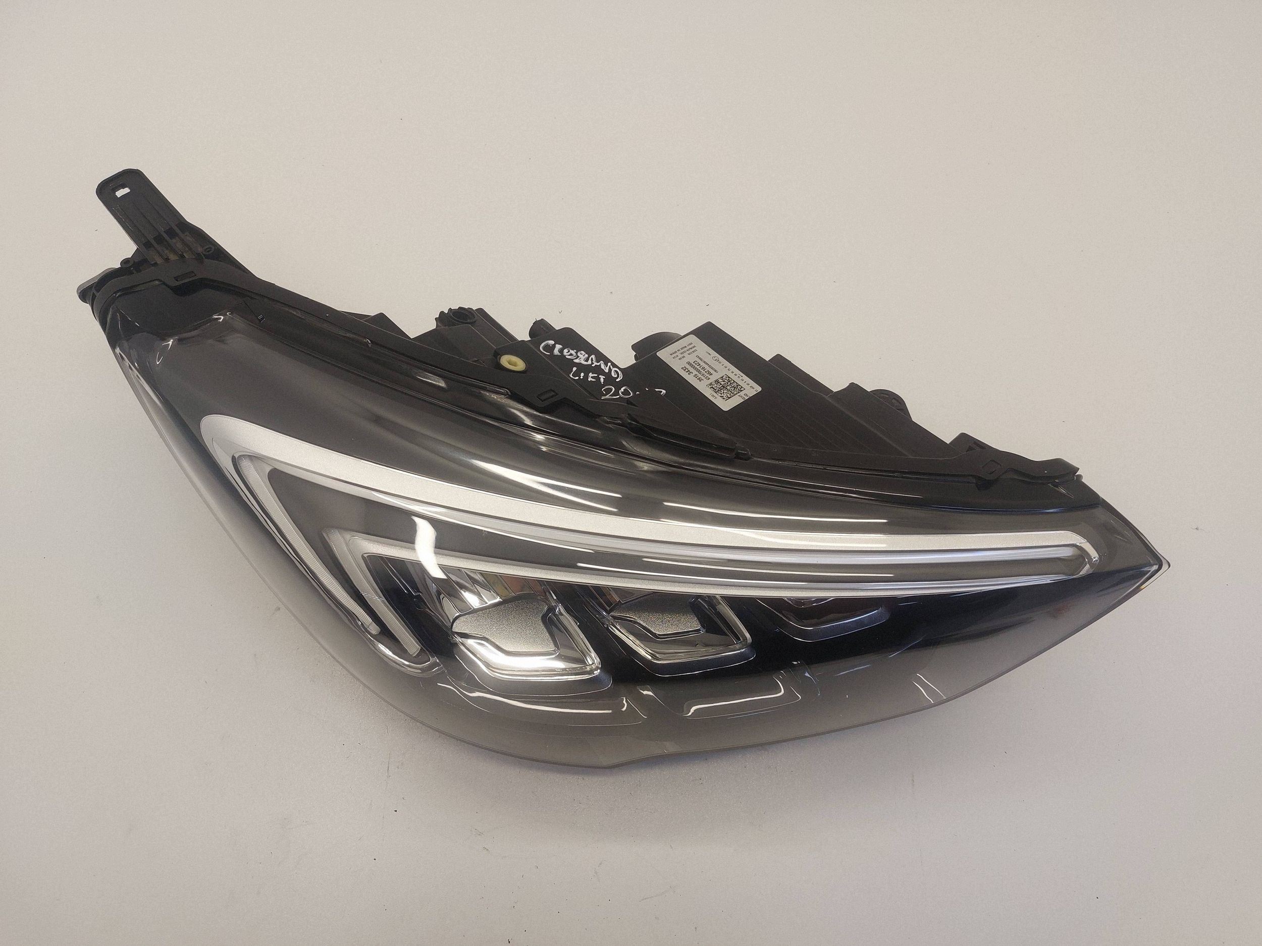OPEL CROSSLAND X 17r-> light right front FULL LED 39153432