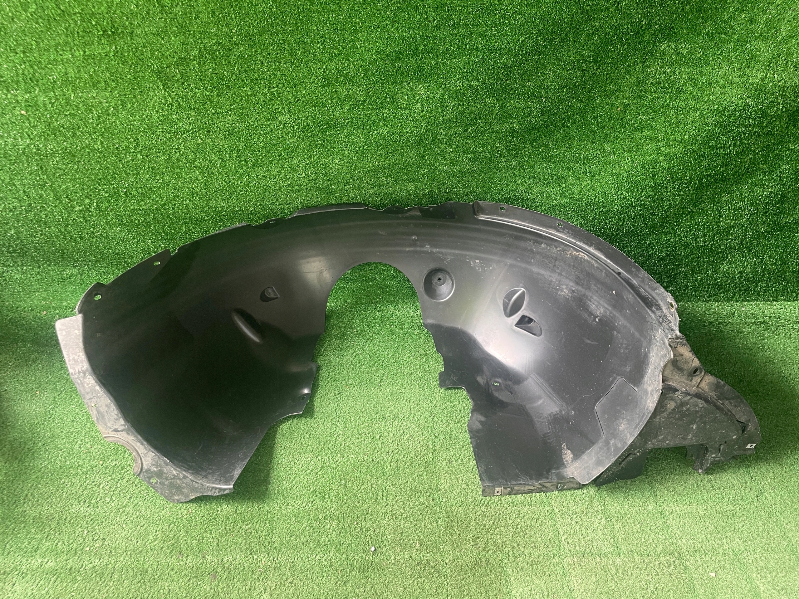 Seat Ibiza V mudguard front 6F0805912