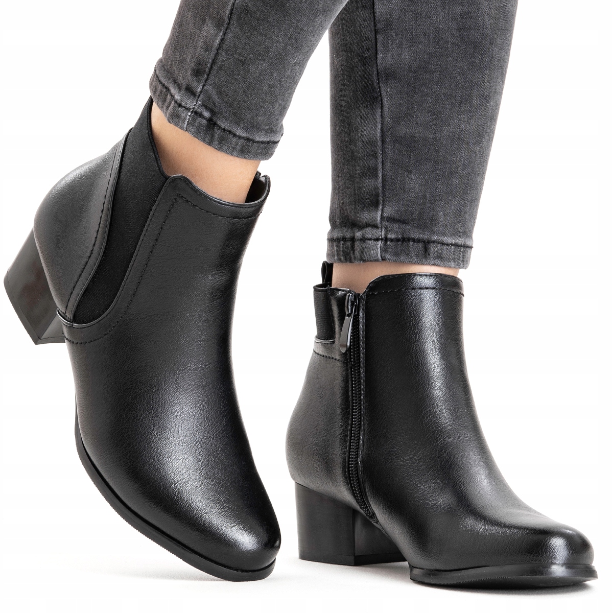 

Botki Szersze ocieplane na słupku Wojtyłko