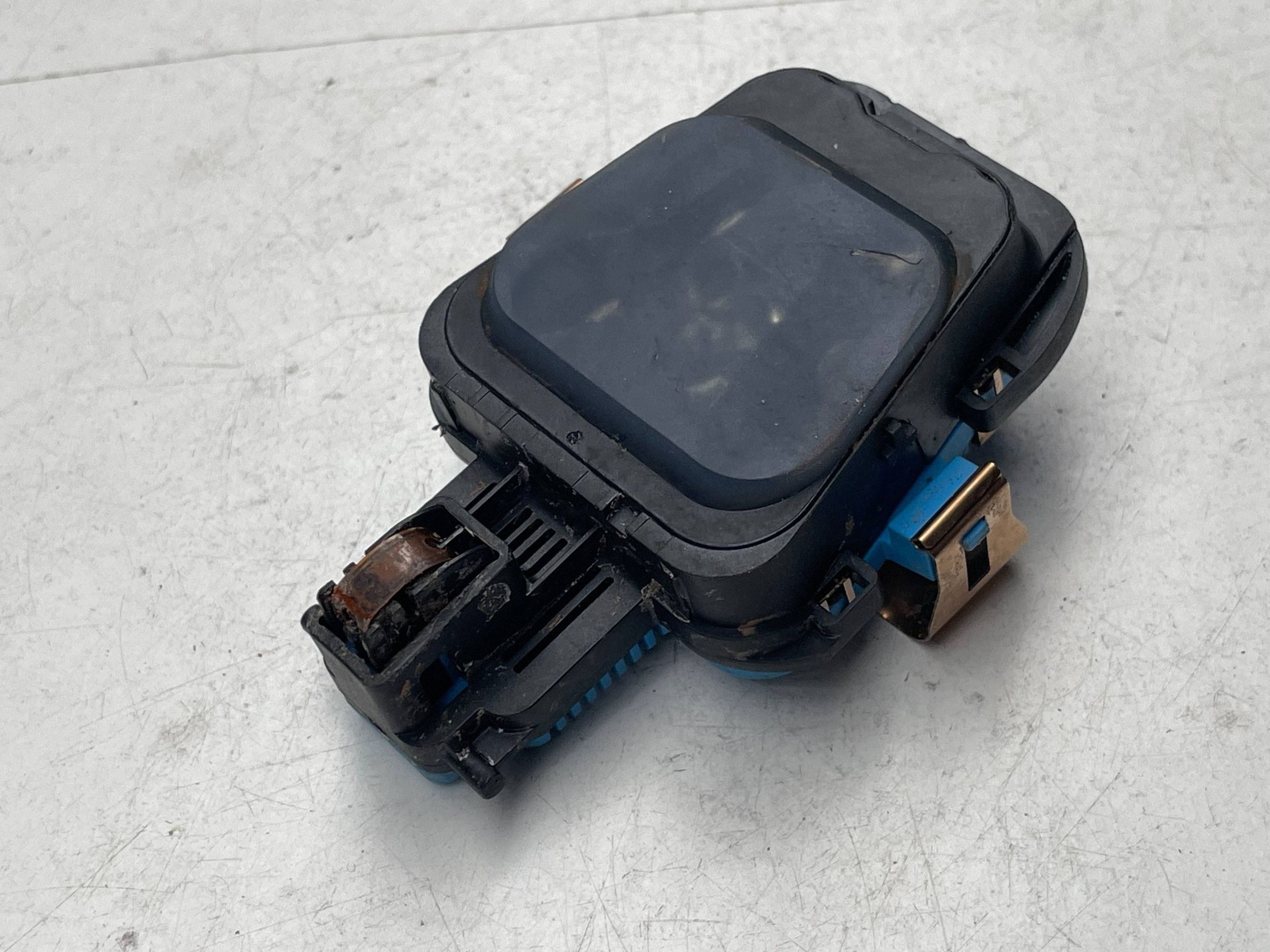 MERCEDES W213 sensor SENSOR rain 2139002824 !J