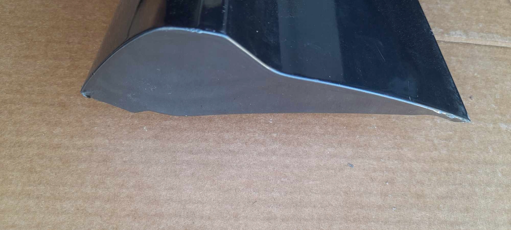 moulding door left front AUDI Q5 II 80A853959B