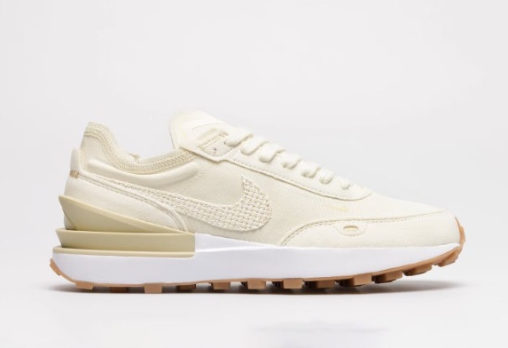 Dámské sportovní boty Nike Waffle One DM7604-101 vel. 38,5