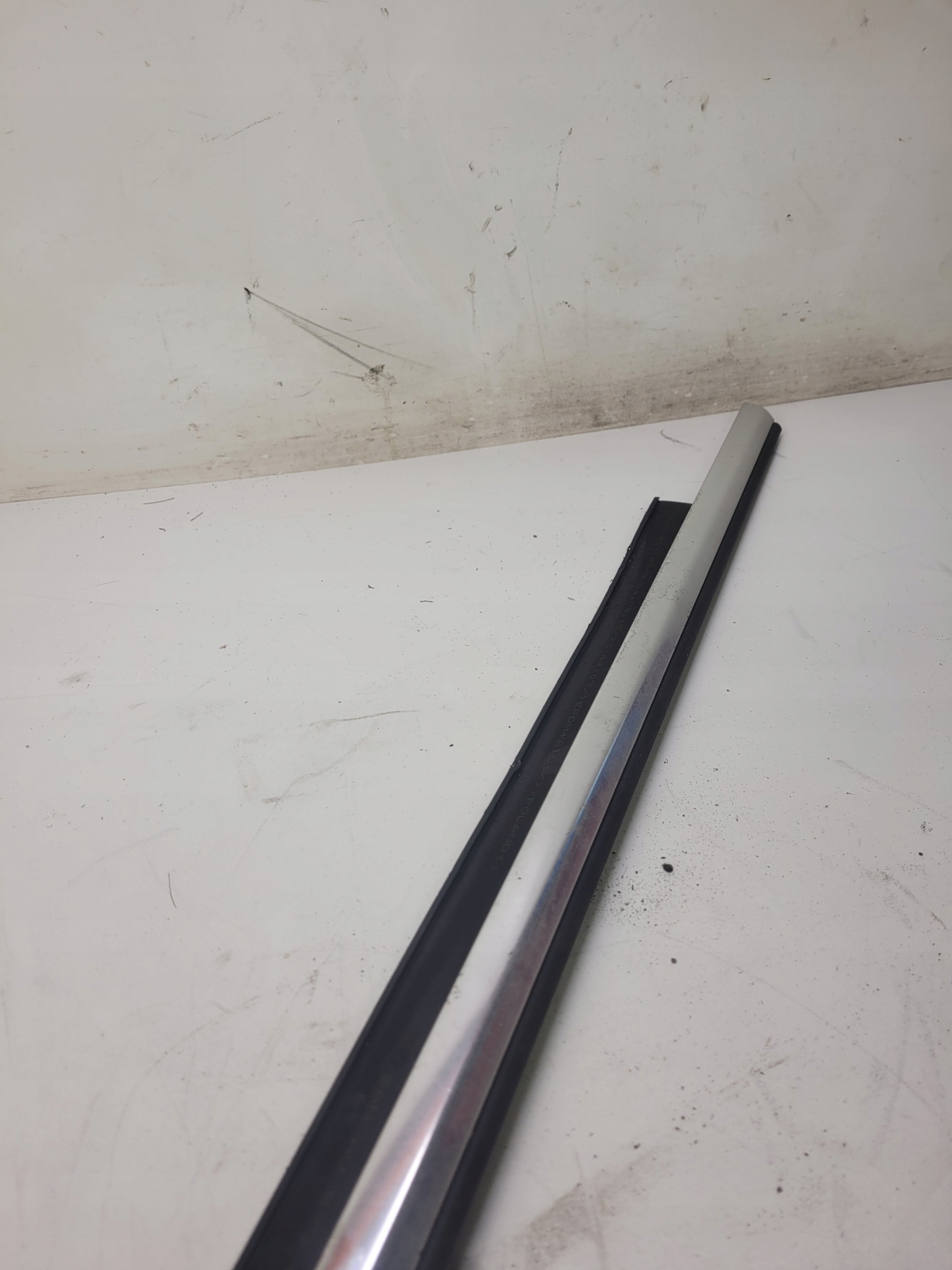 moulding CHROM door left rear part AUDI A7 4G8853763H