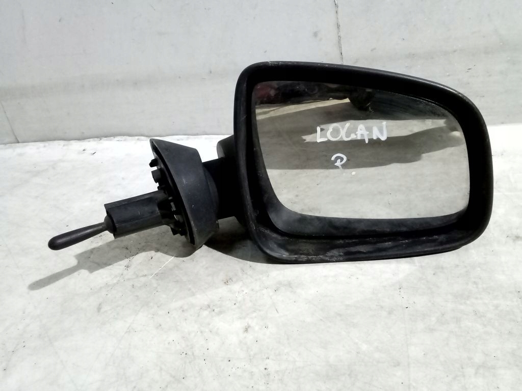 Dacia Logan and mirror right manually