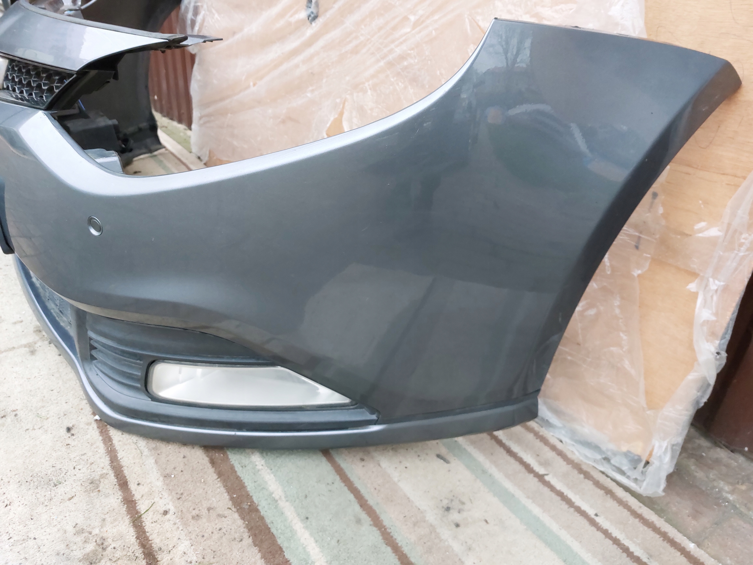 bumper front MG 6 grey PDC 13r