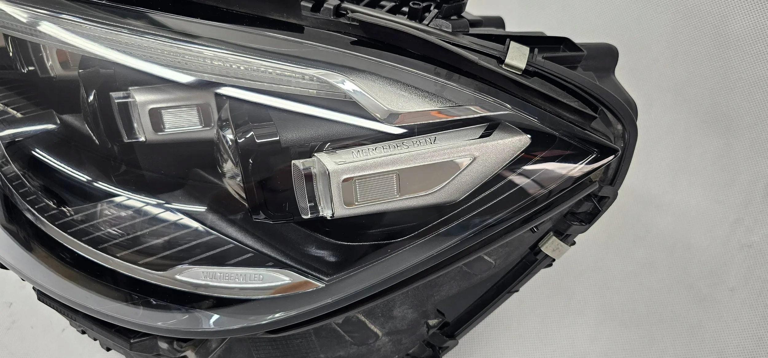 MERCEDES W223 S-KLASA LAMPA PRZÓD LEWA MULTIBEAM L Typ samochodu Samochody osobowe