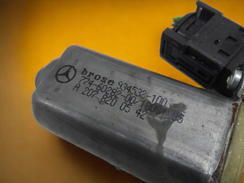 mini motor windows right left front A2078200642 Mercedes E-klasa C207