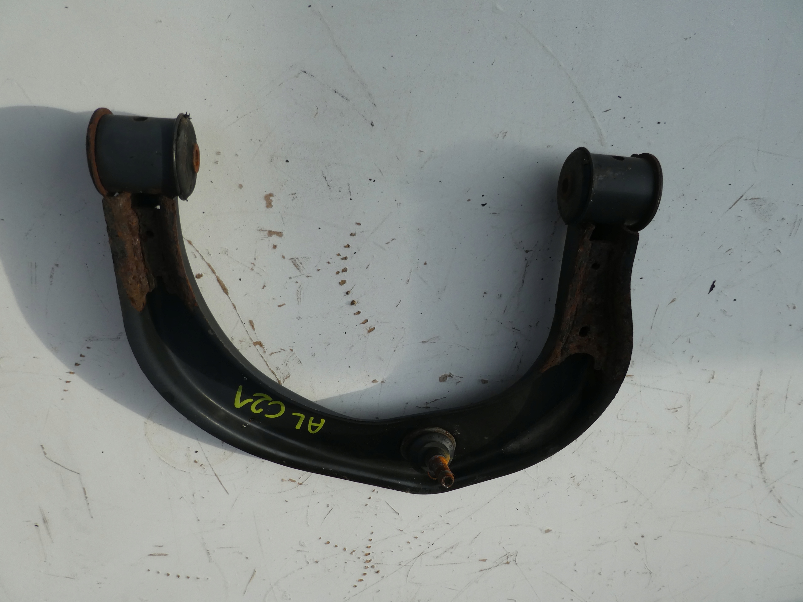 VW AMAROK arm right upper 2H0