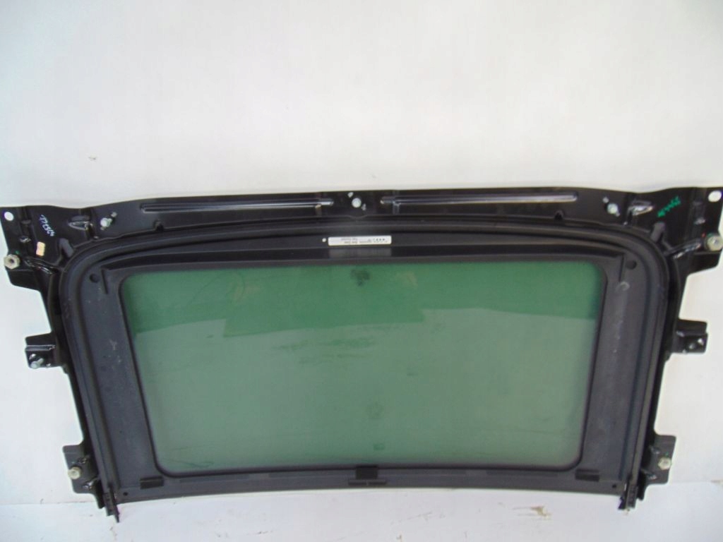 Люк на даху заднє скло BMW X1 E84 (2009-2012)