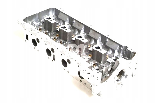 AMC GŁOWICA CYLINDRÓW MERCEDES SPRINTER 2-T B901 B902 SPRINTER 3-T Producent części AMC