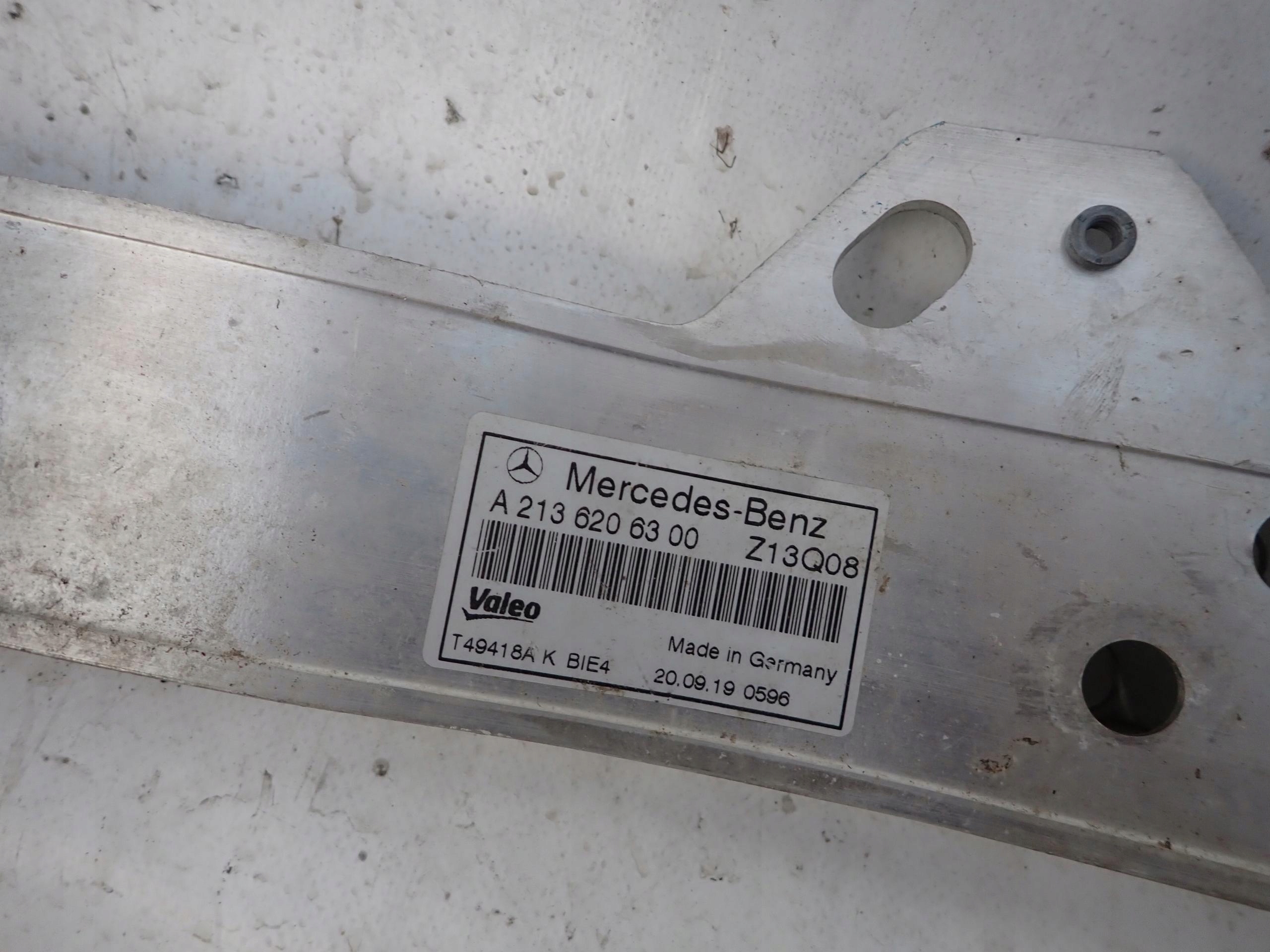 MERCEDES W213 16-> tip console holder tension belt right front A2136206300