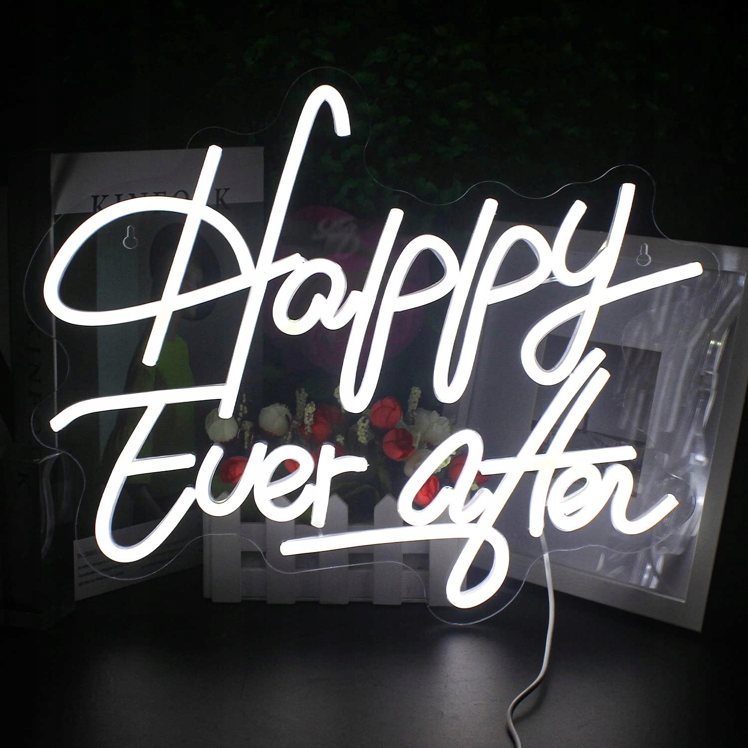 Velký neonový Led Usb nápis „Happy Ever After“, bílý, 32 x 40 cm