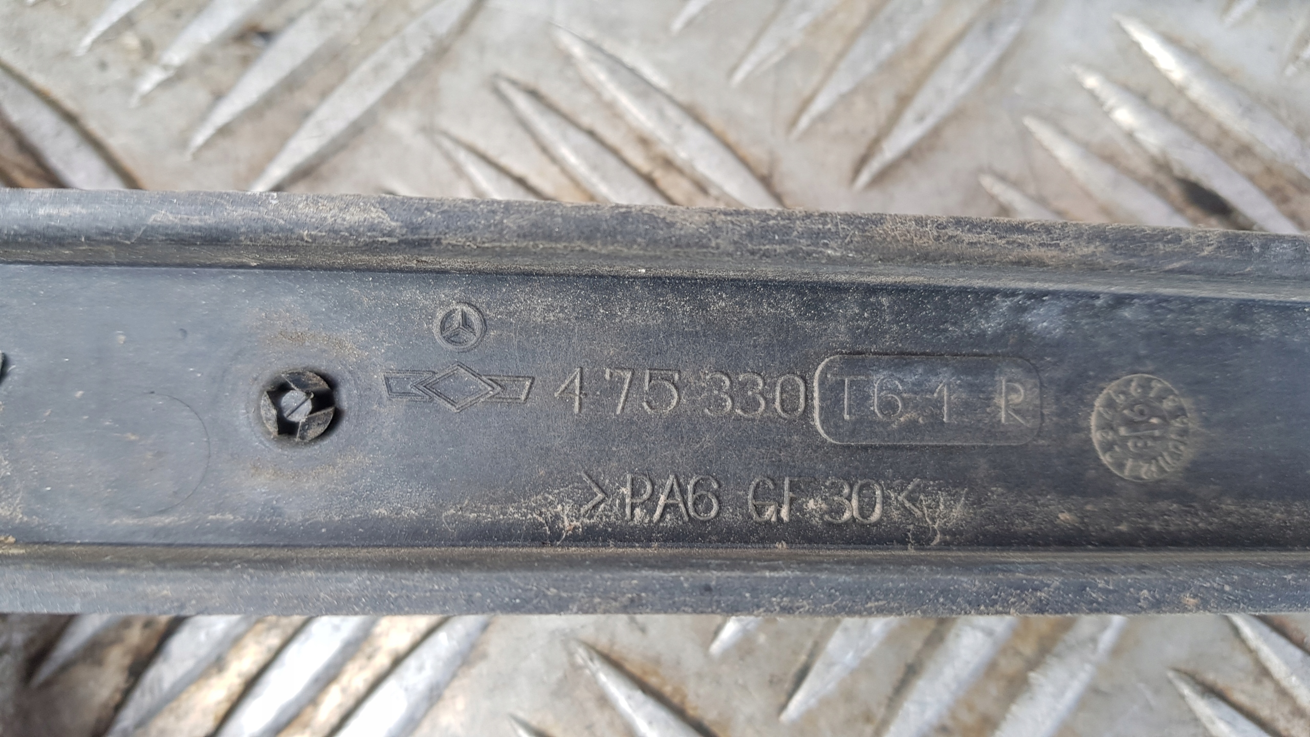 MERCEDES W220 bumper bracket rear part left right