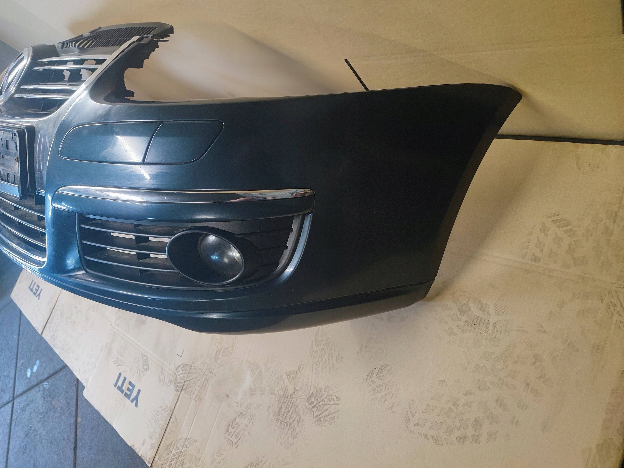 VW GOLF V KOMBI JETTA bumper front front grill washers fog lights kpl LC5F