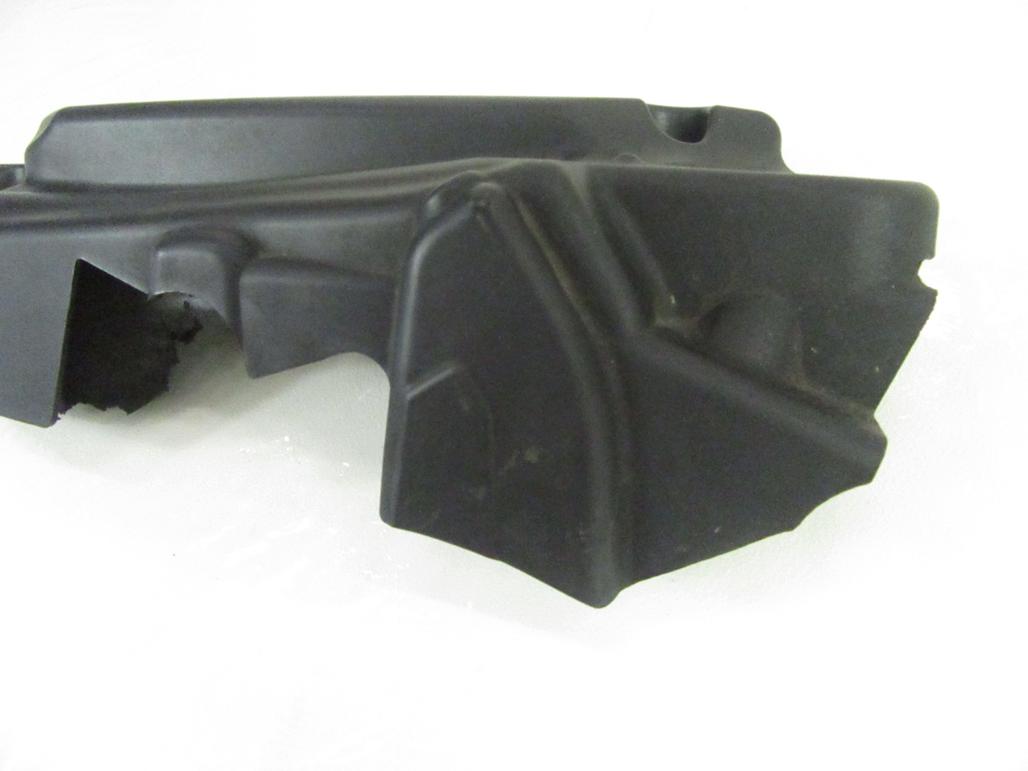 cover upper of the engine BMW e60 e61 e83 X3 2.5 3.0 3.5 M57N2 DIESEL