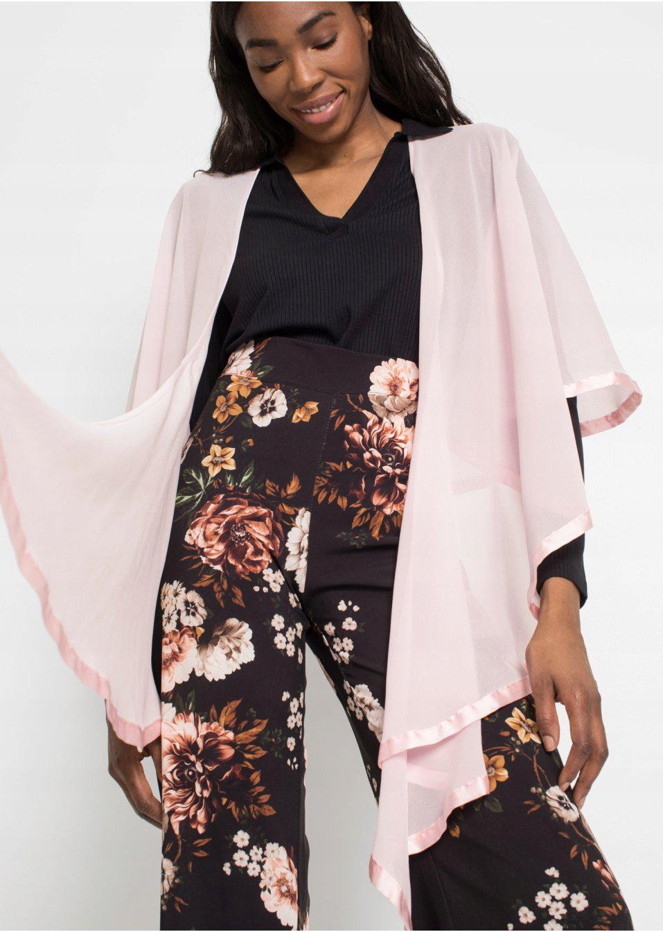 2G1G12 BONPRIX SZAL PONCZO JASNORÓŻOWE U