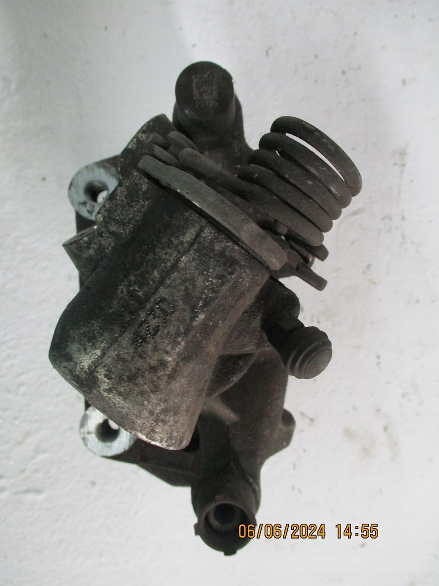caliper VOLVO V40 II 1,6D 31341230 31341231 right left