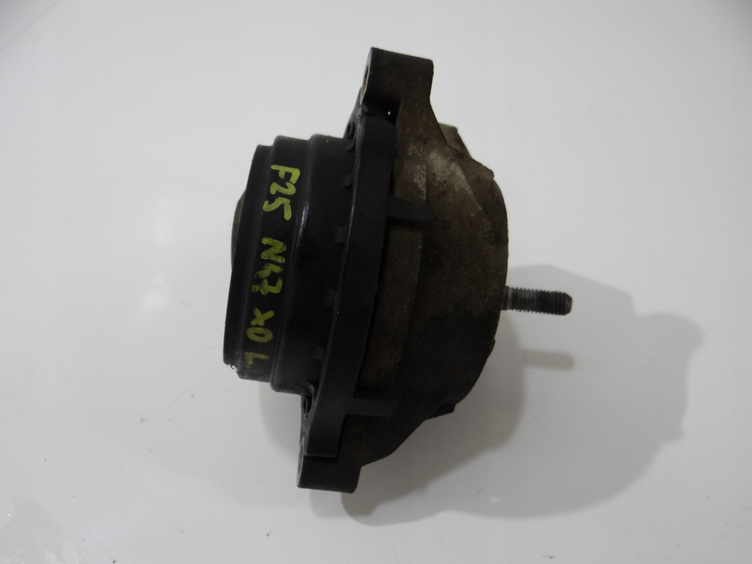 engine mount left BMW X3 F25 N47 XDRIVE 6850481