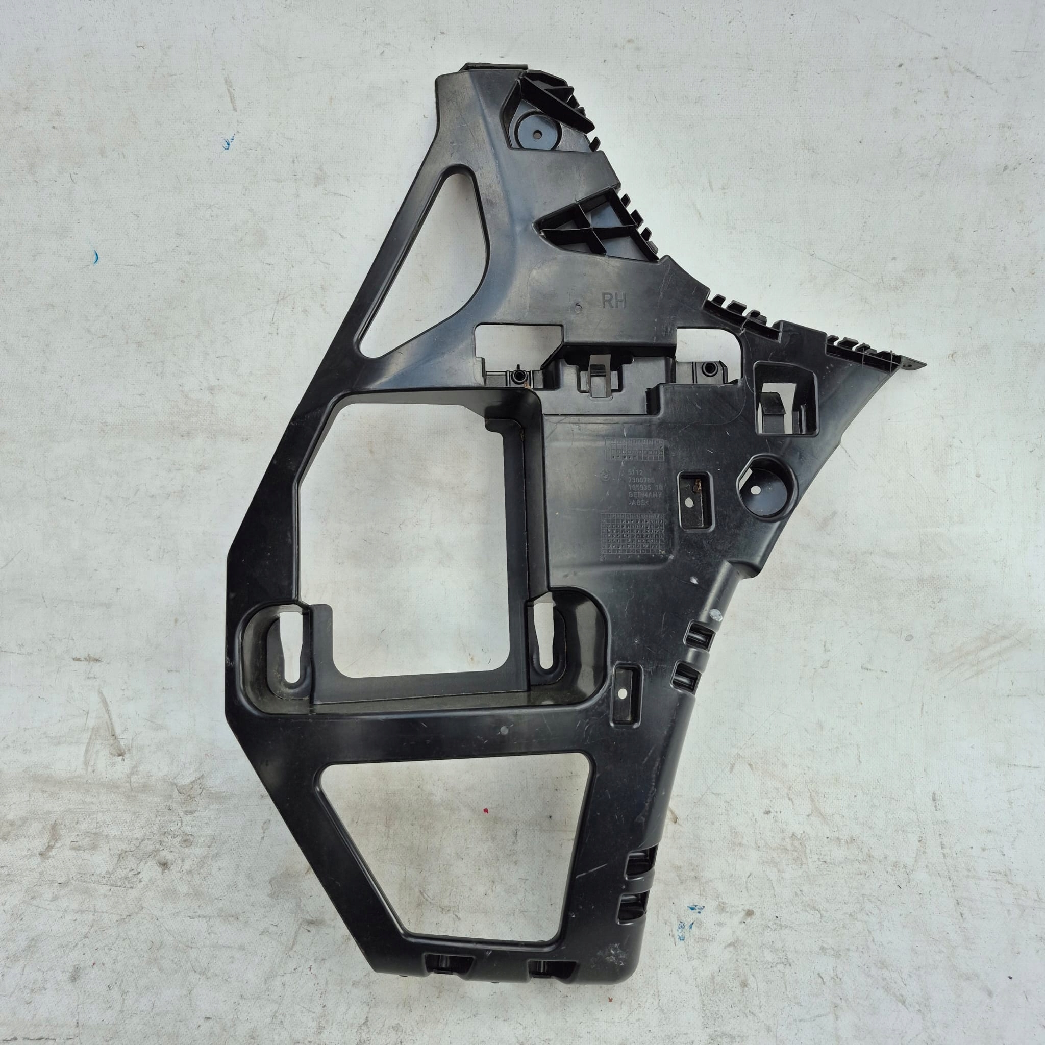 BMW 2 F45 bumper bracket right rear part 7300786