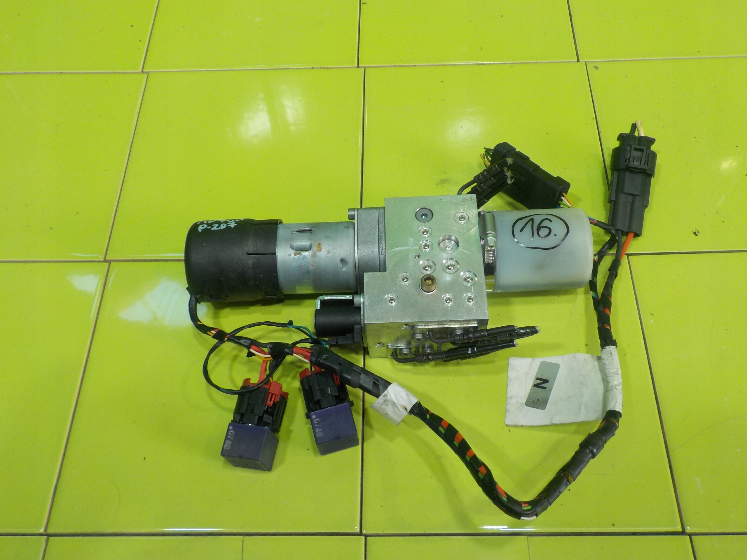 PEUGEOT 207 I CC 1.6 B CABRIO pompa dachu 9680076380