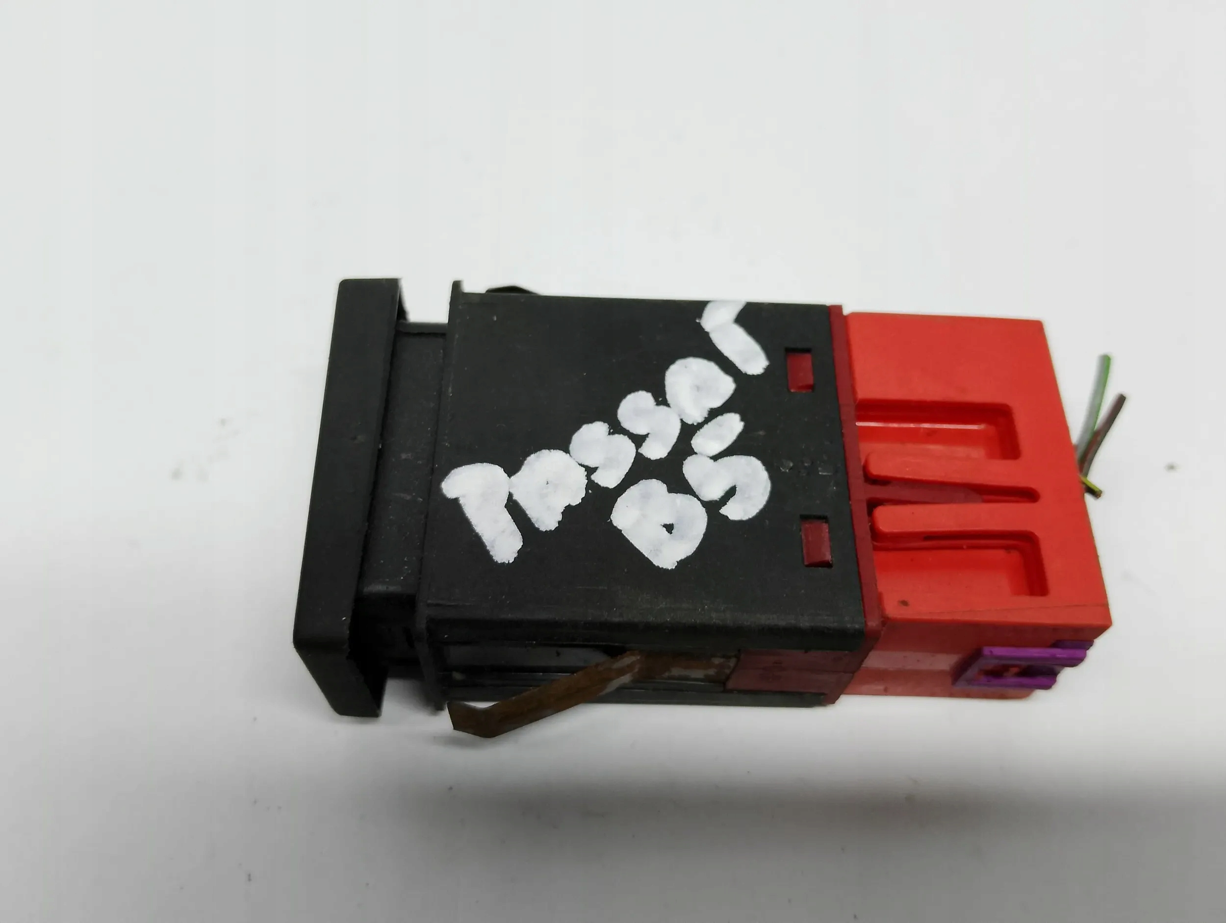 switch circuit breaker ESP Volkswagen Passat B5