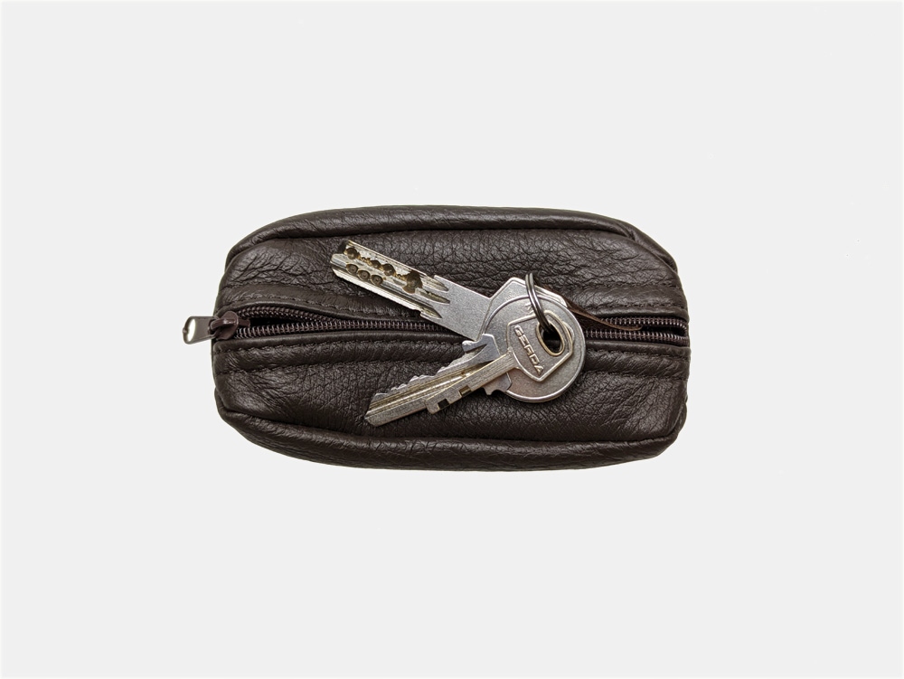 KLASYCZNE SKÓRZANE ETUI NA KLUCZE ROZMIAR MIDI KOLOR BRĄZOWY PRODUKT POLSKI