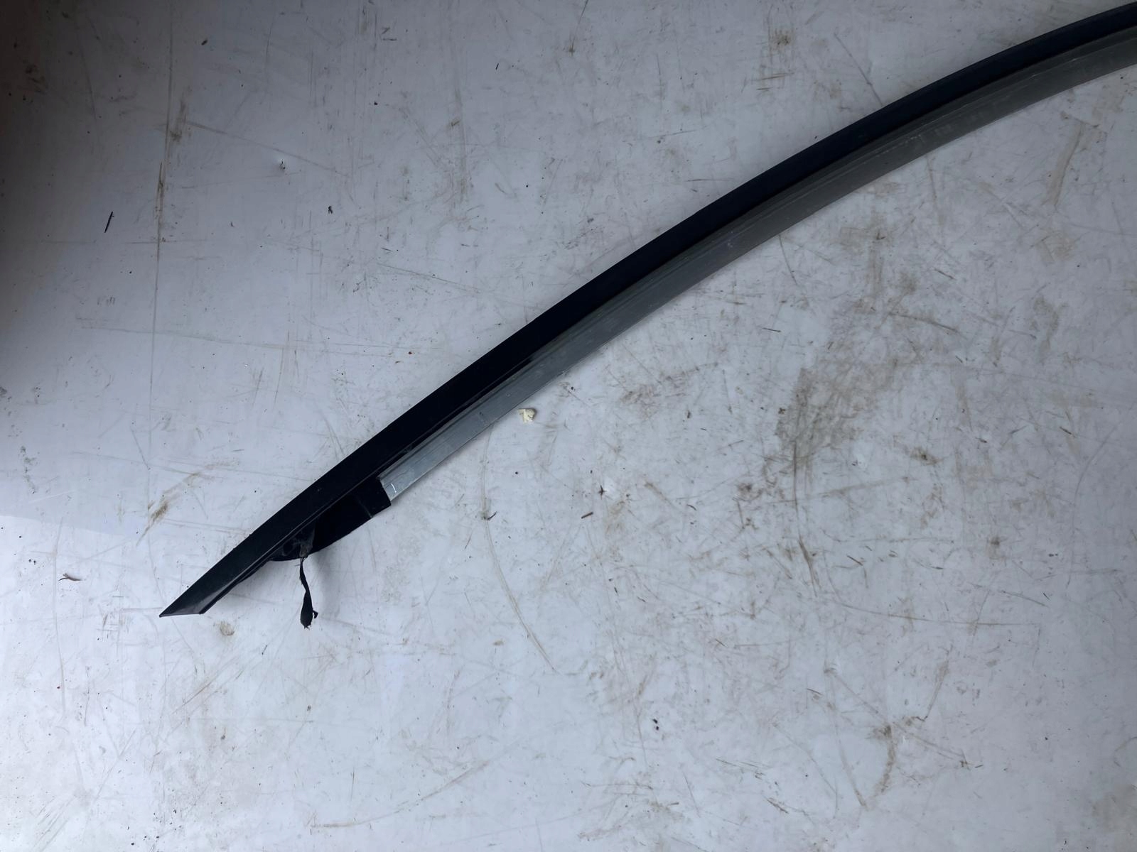 moulding roof frame left TESLA MODEL S PMBL