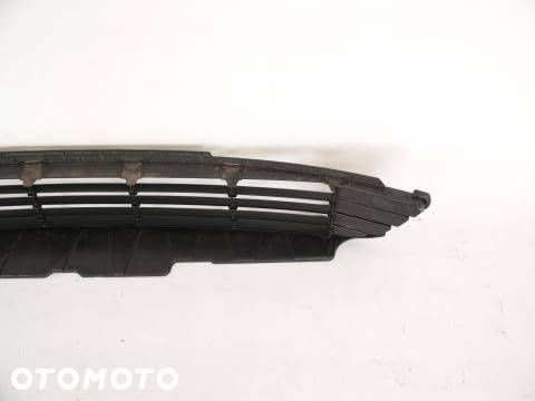 Toyota Ractis grille grid bumper