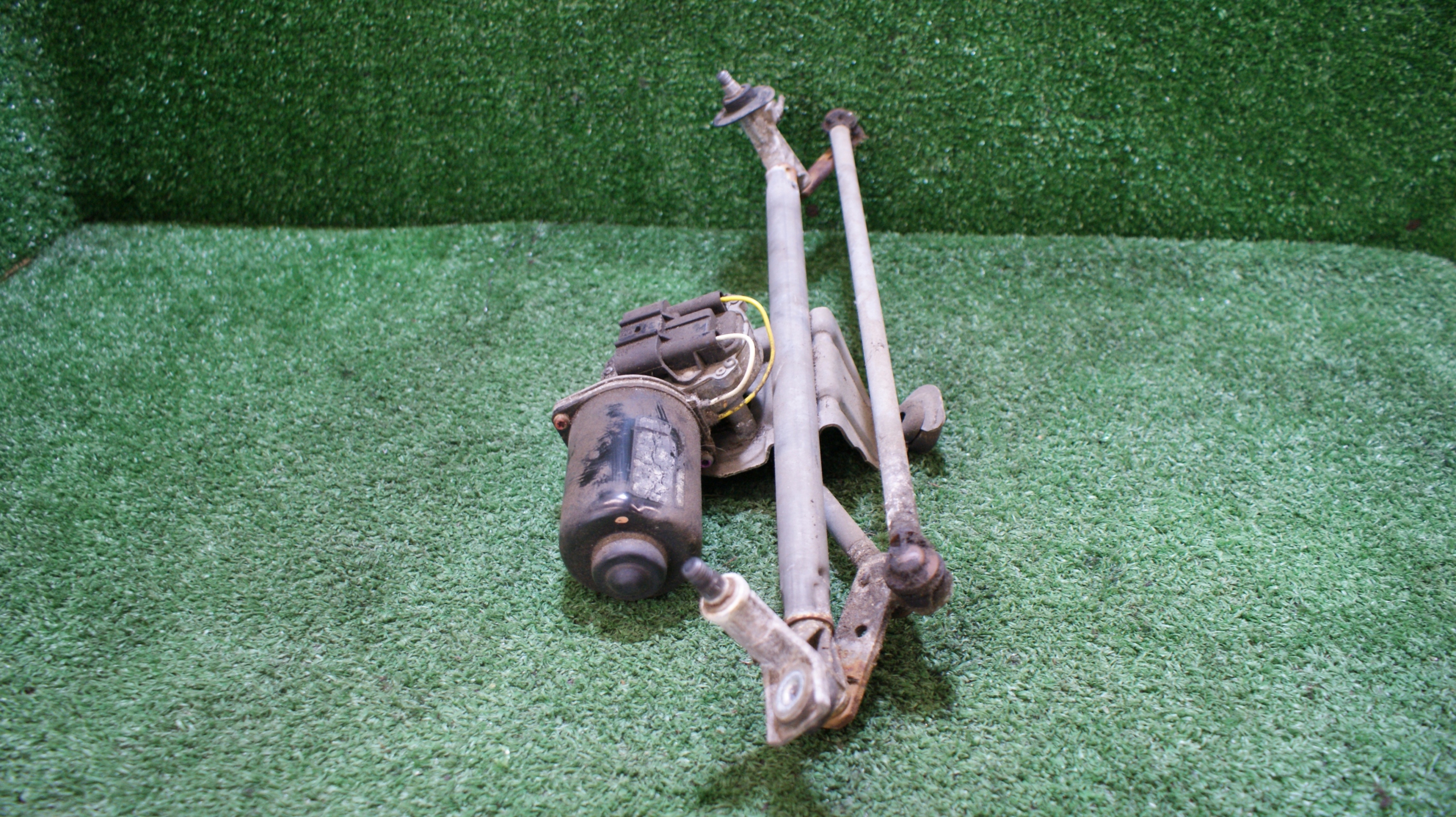 wiper mechanism front OPEL CORSA C 91498232